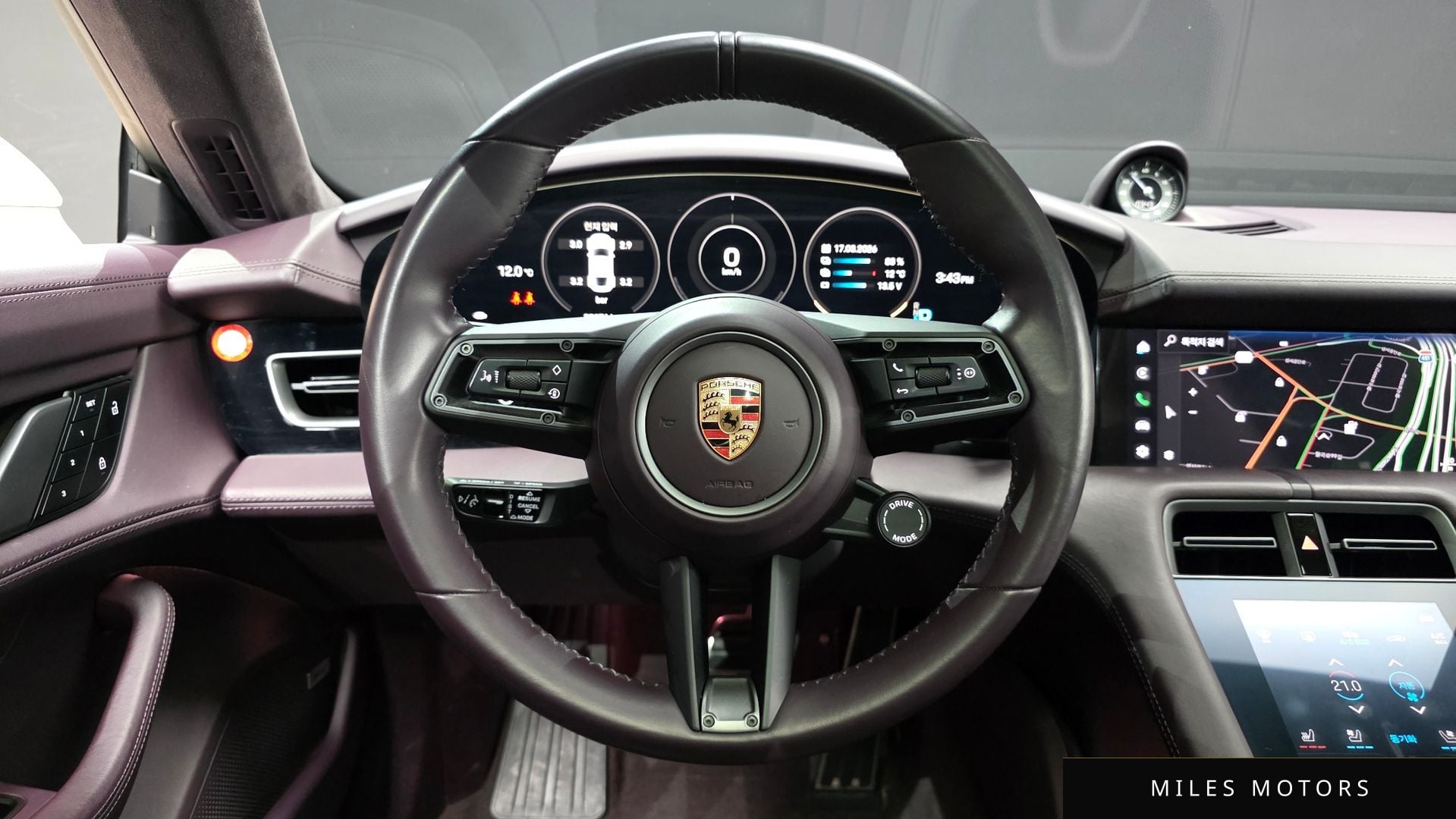 Porsche 타이칸 2023 — миниатюра 13