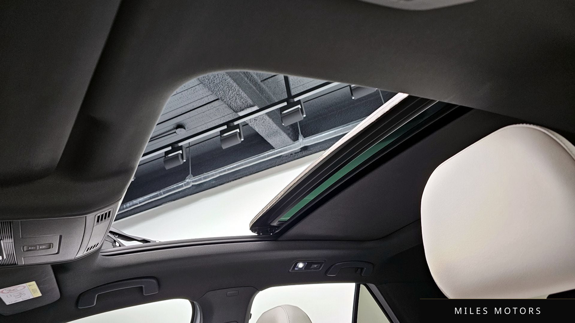 Volkswagen 티록 2022 — миниатюра 18