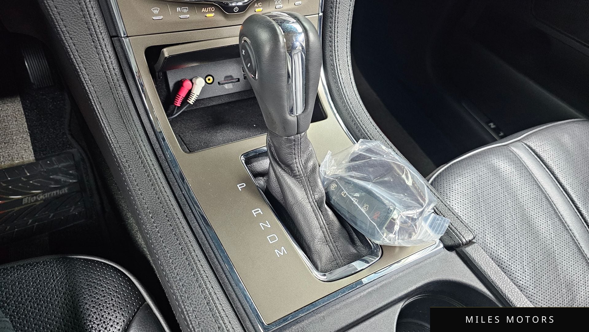 Lincoln MKX 2011 — миниатюра 9