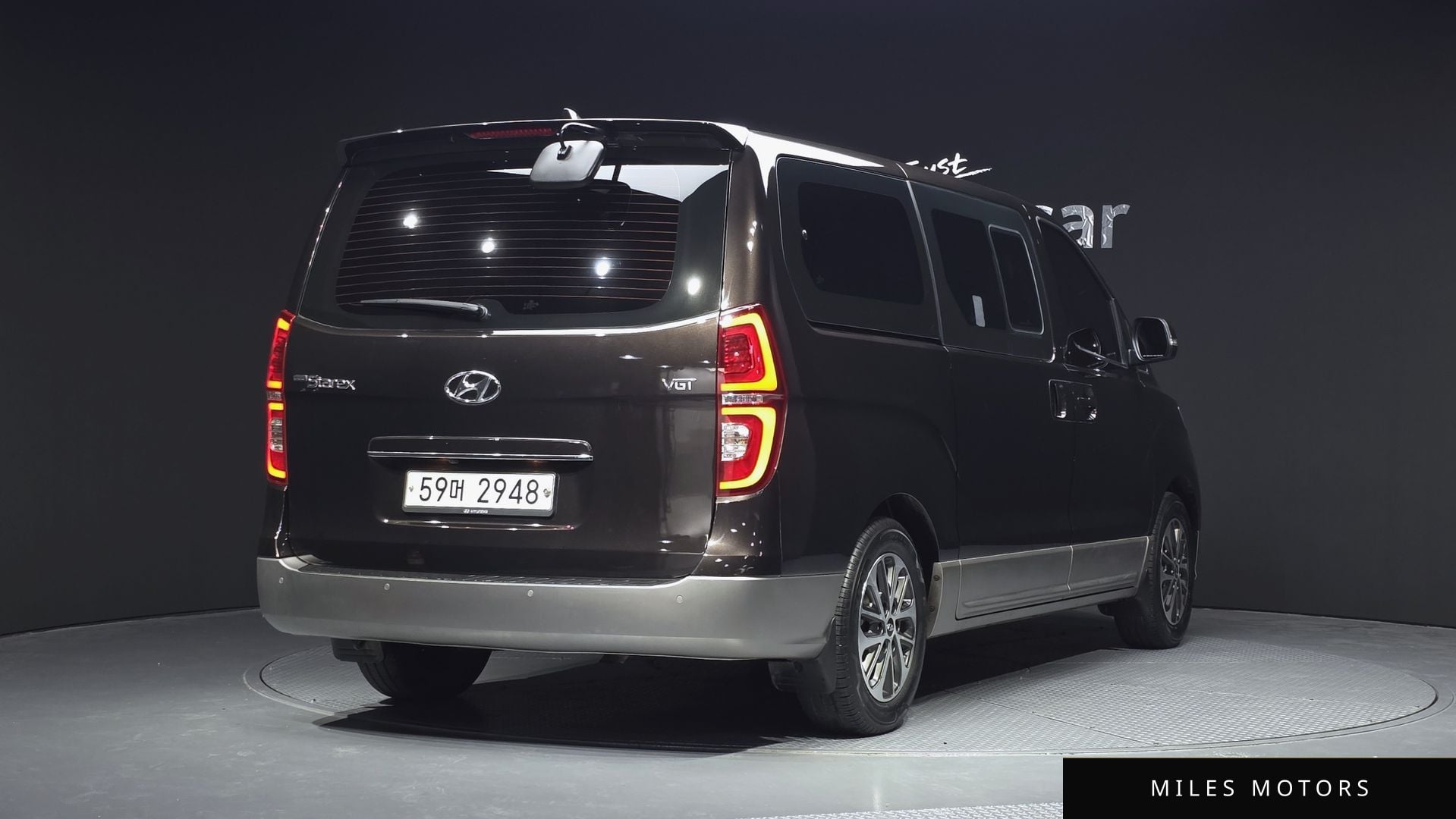 Hyundai Starex 2019 — миниатюра 2