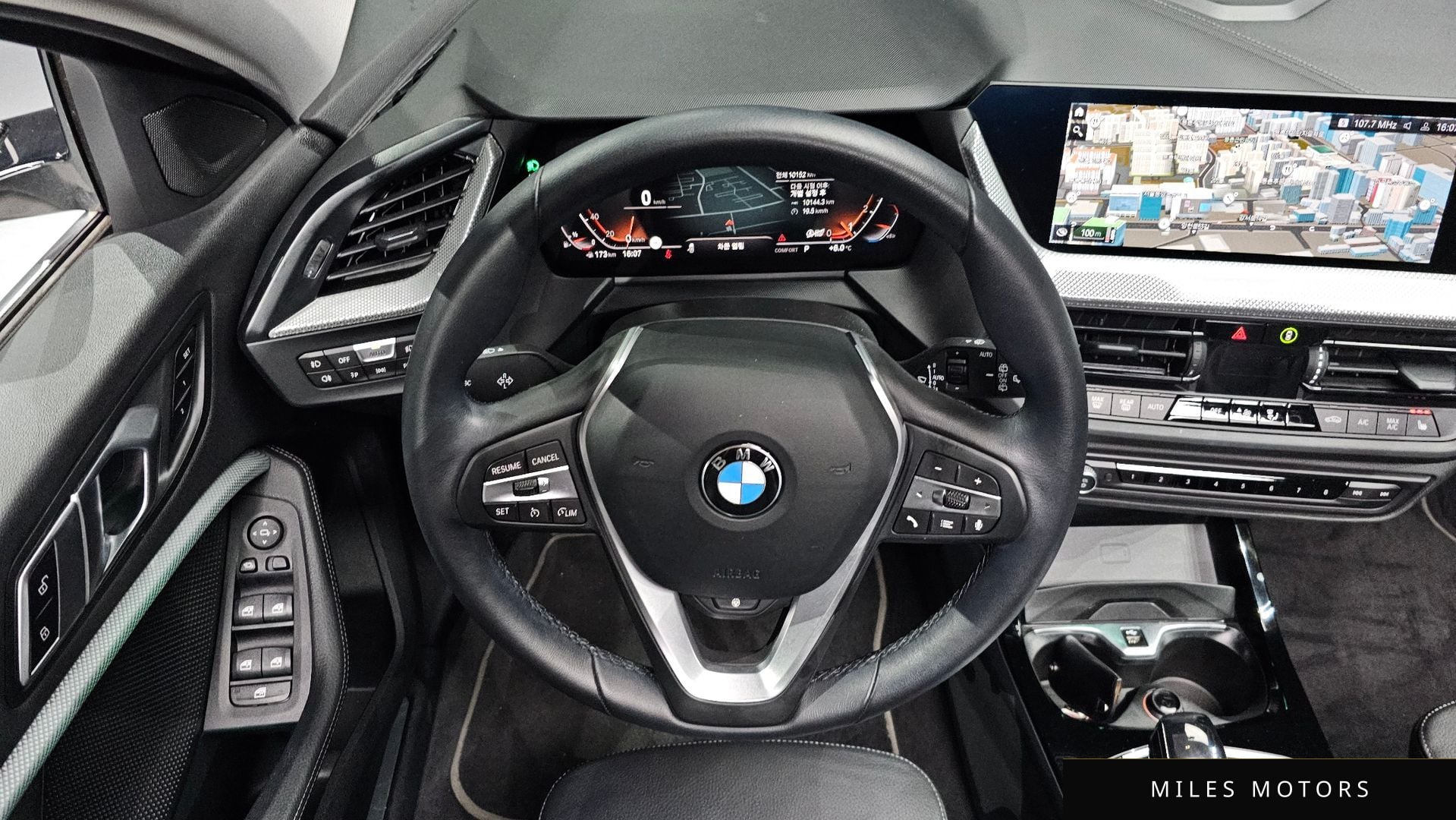 BMW 1시리즈 (F40) 2021 — миниатюра 7