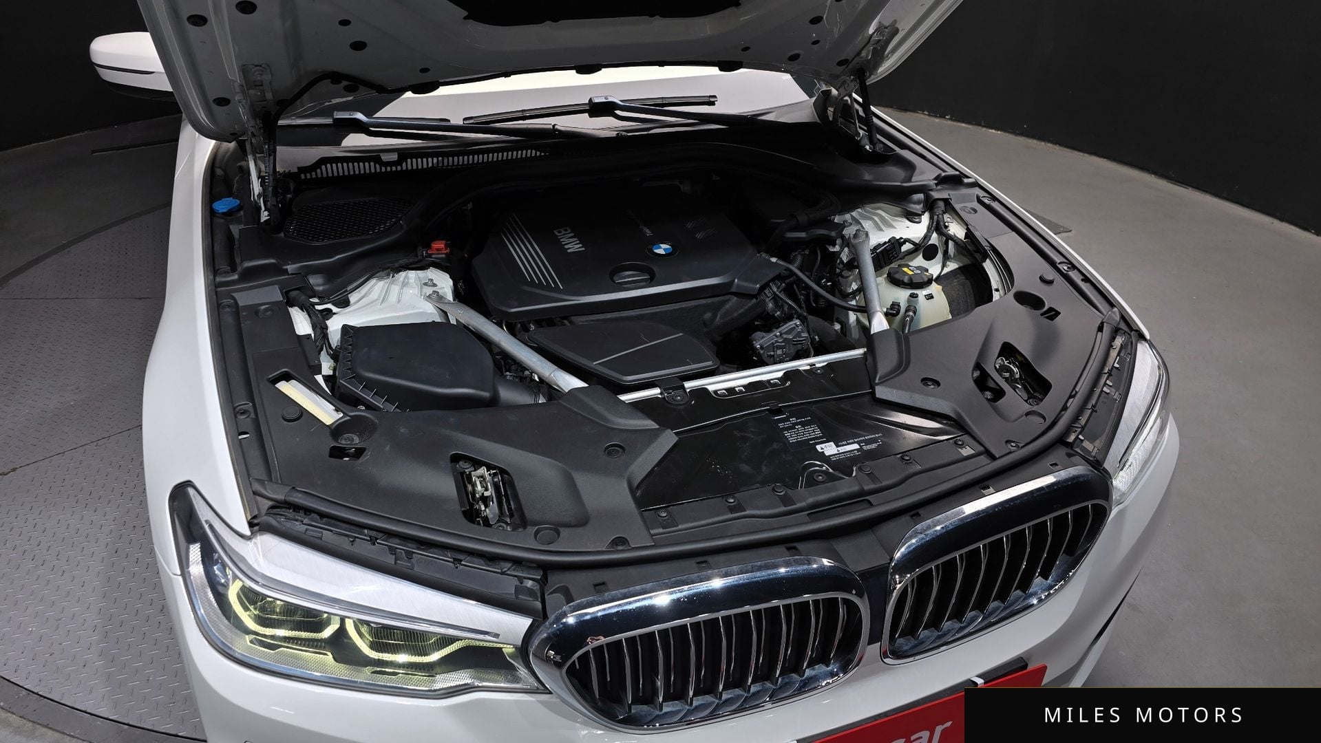 BMW 5 Series (G30) 2018 — миниатюра 6