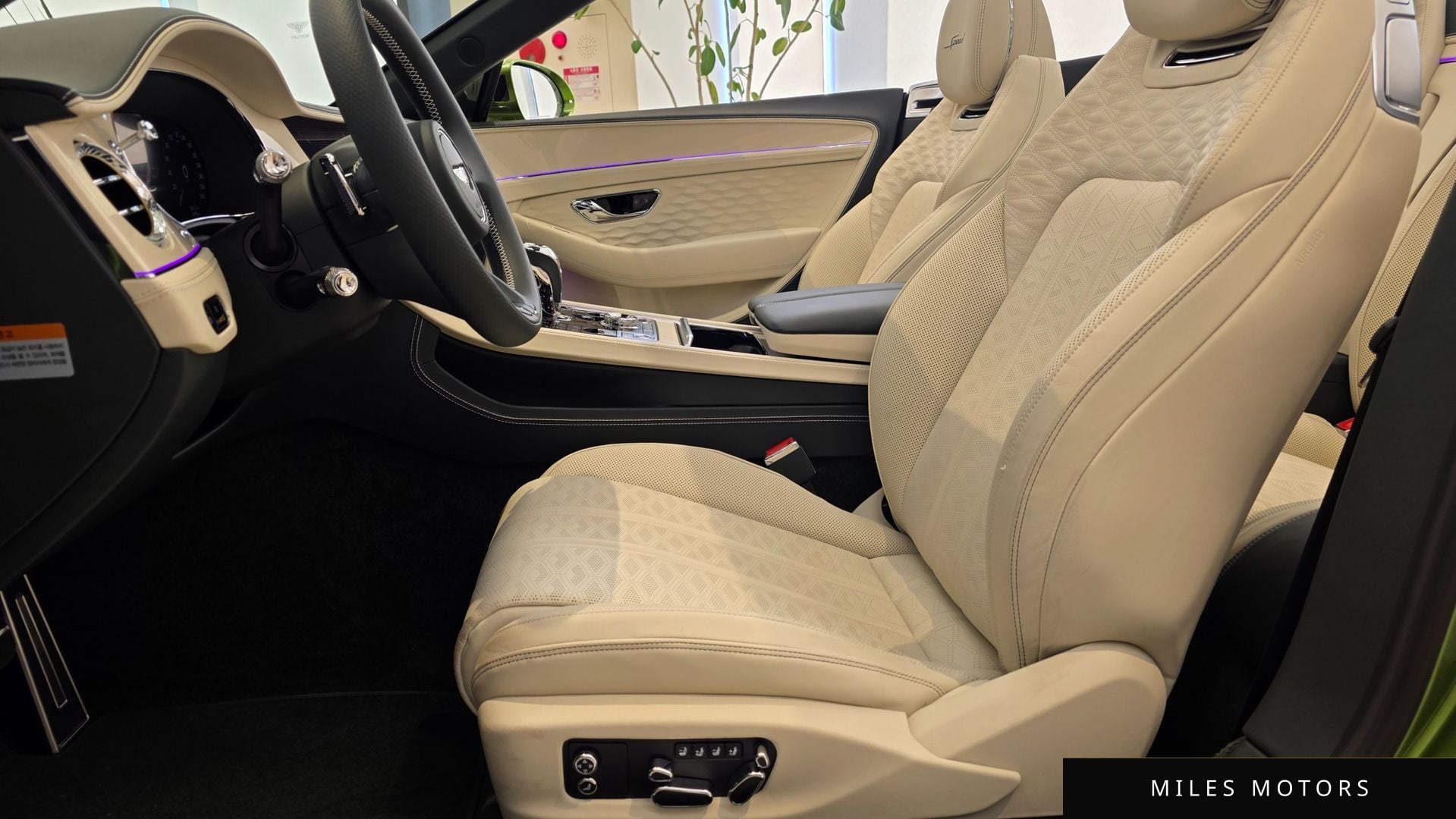 Bentley Continental GT 2025 — миниатюра 11