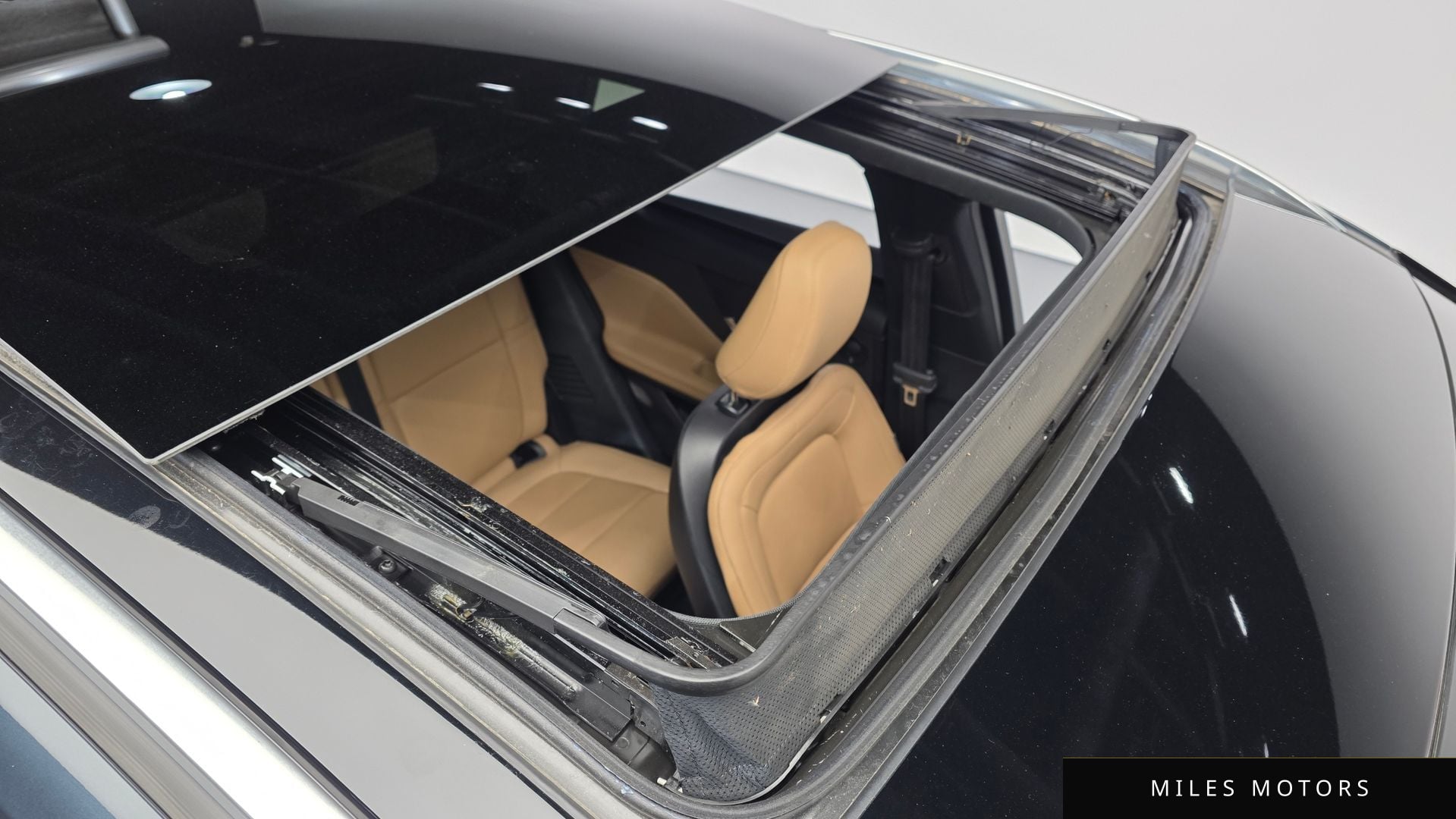 Lincoln 코세어 2021 — миниатюра 19