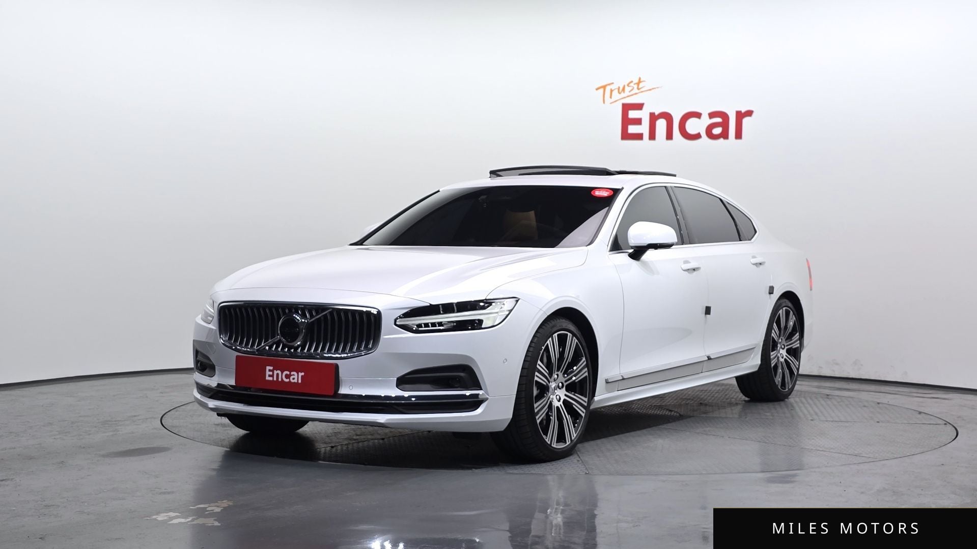 Volvo S90 2024 — фото 1 из 12