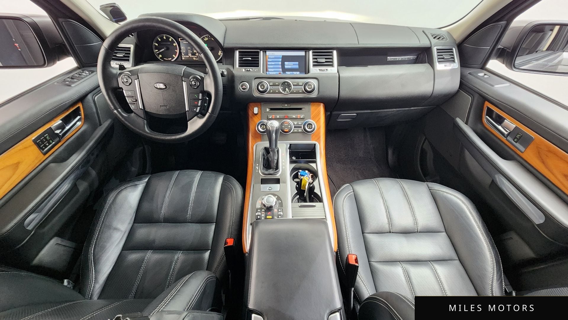 Land Rover Range Rover Sport 2010 — миниатюра 7