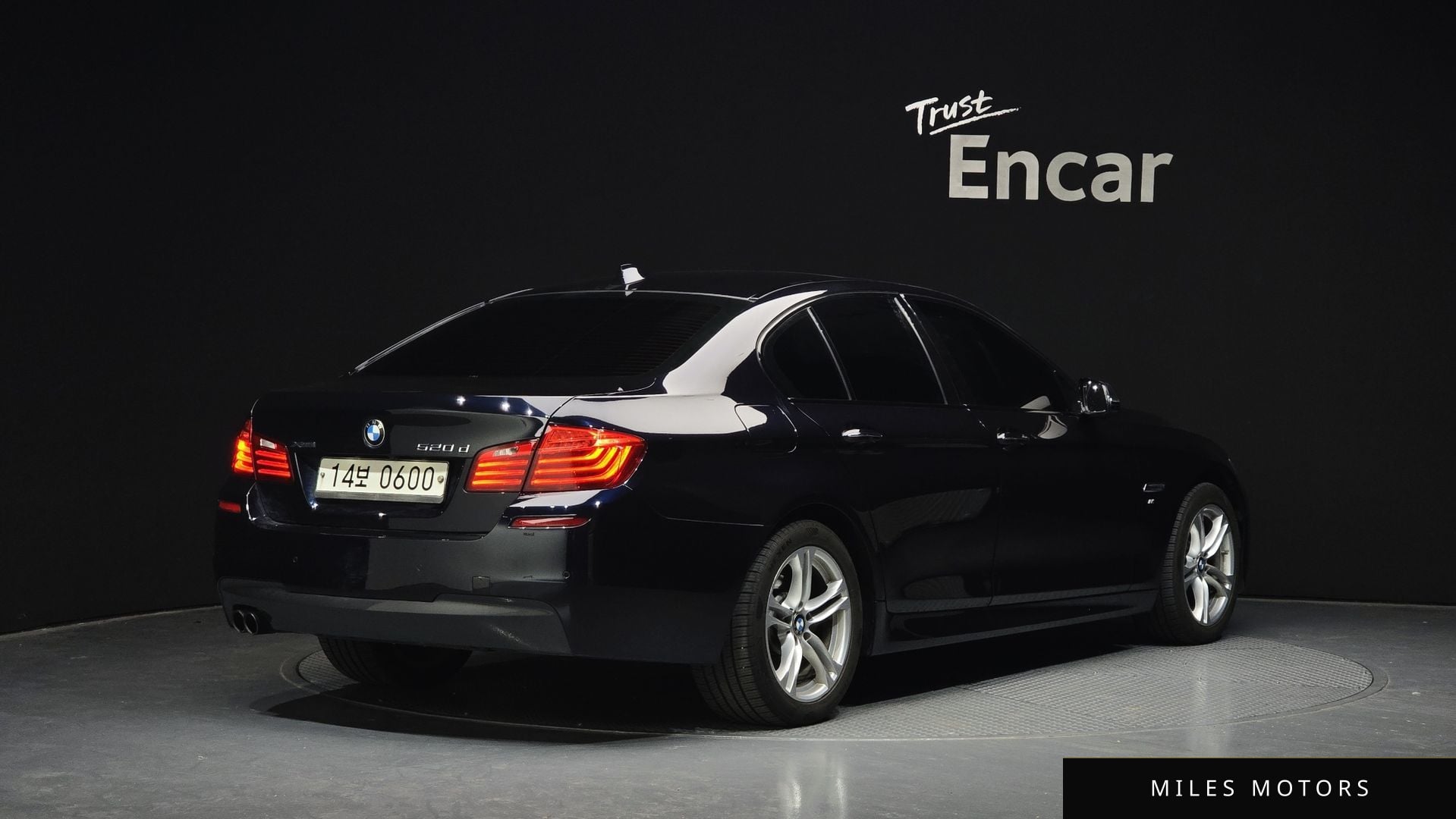 BMW 5 Series (F10) 2016 — миниатюра 2
