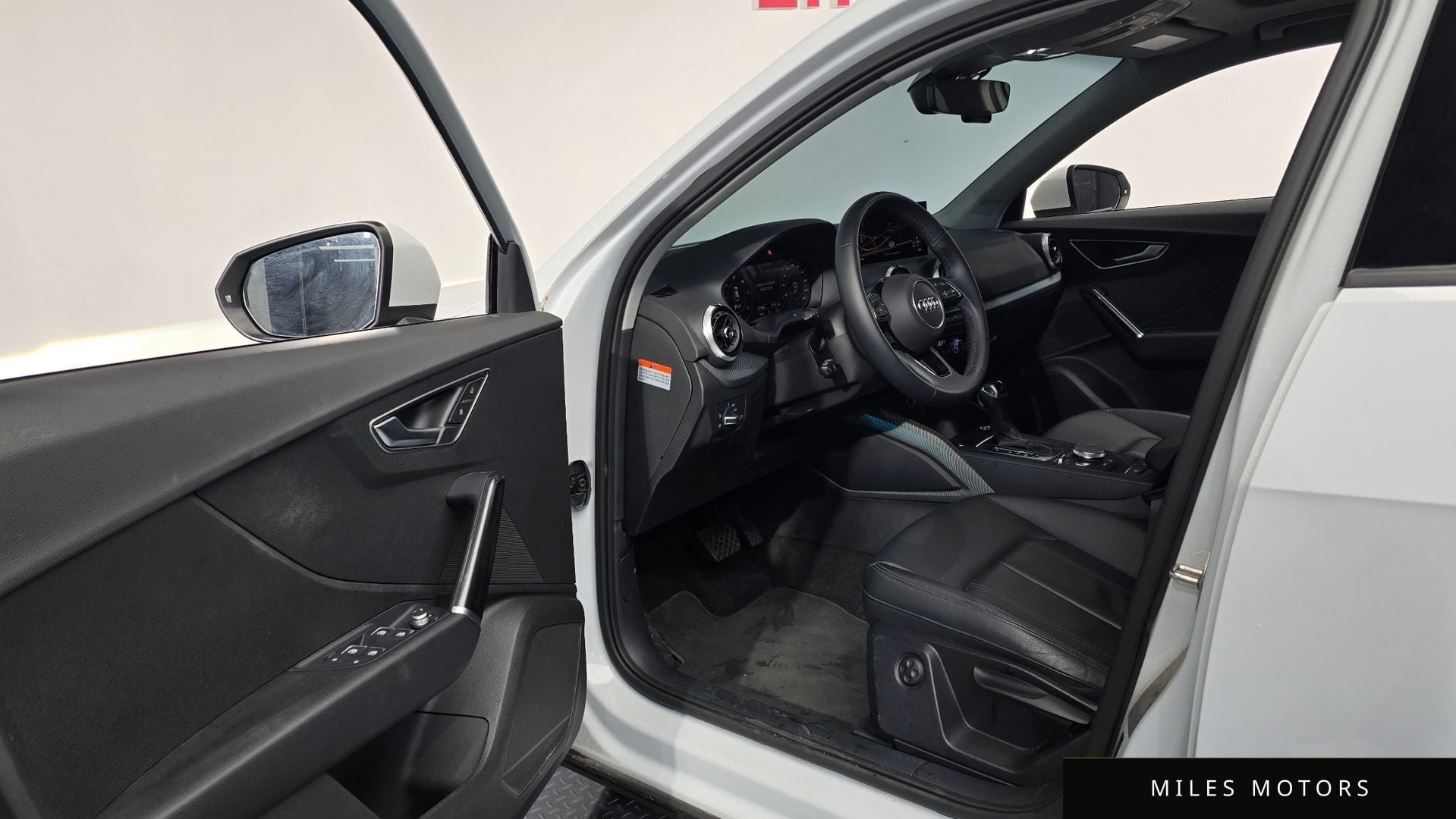 Audi Q2 2023 — миниатюра 10