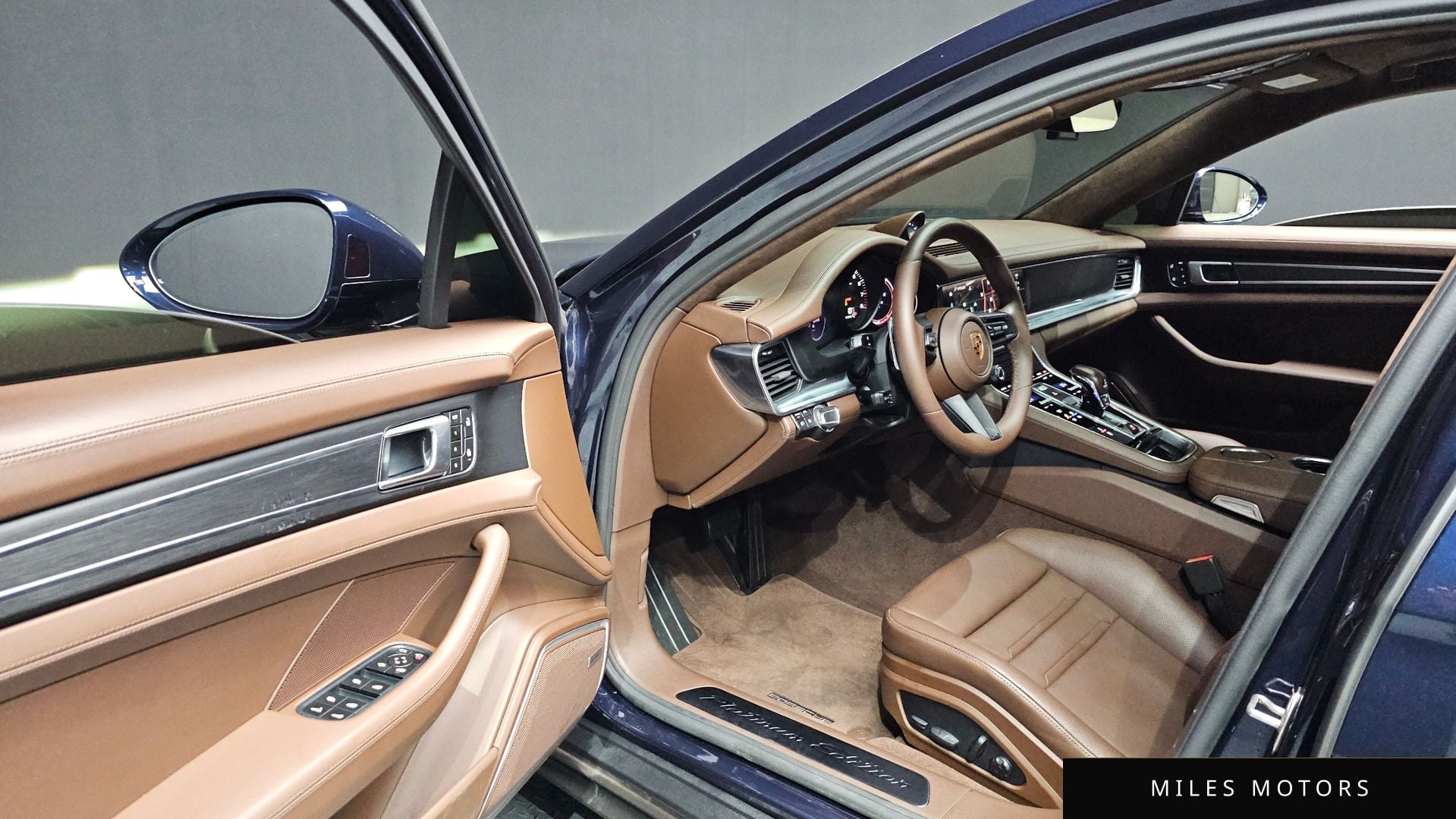 Porsche 파나메라 (971) 2023 — миниатюра 10