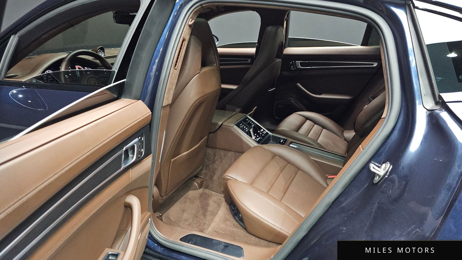 Porsche 파나메라 (971) 2023 — миниатюра 12
