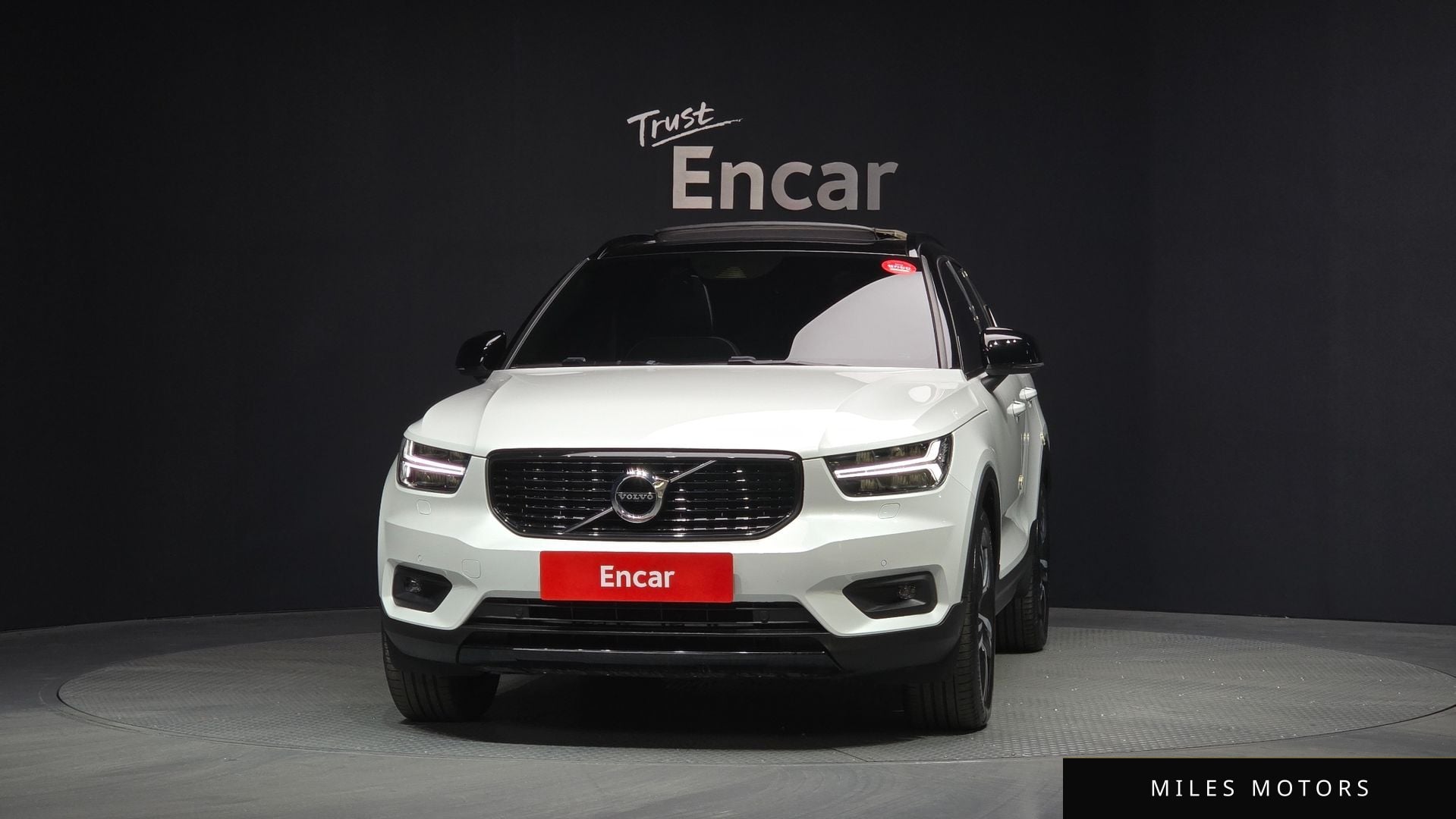 Volvo XC40 2021 — миниатюра 3