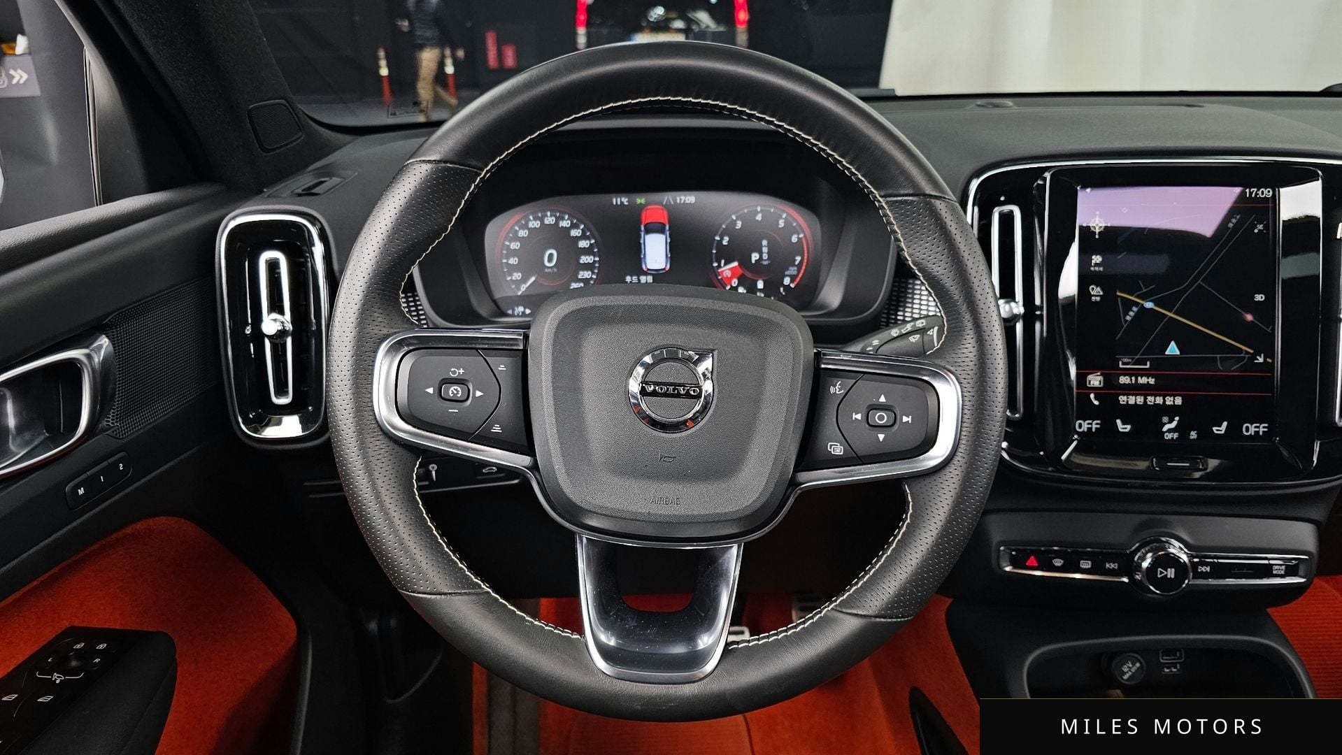 Volvo XC40 2021 — миниатюра 13