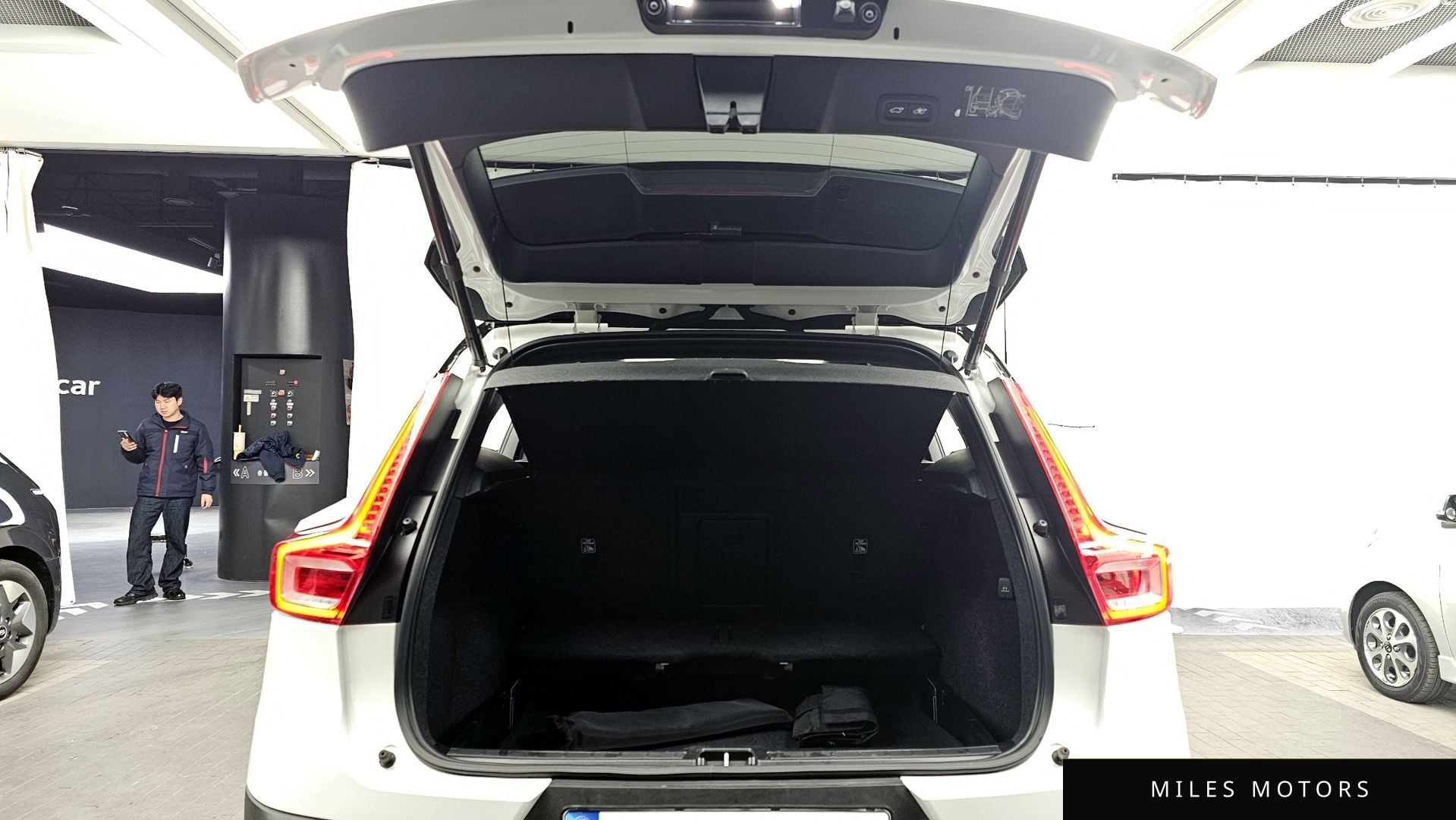 Volvo XC40 2021 — миниатюра 20
