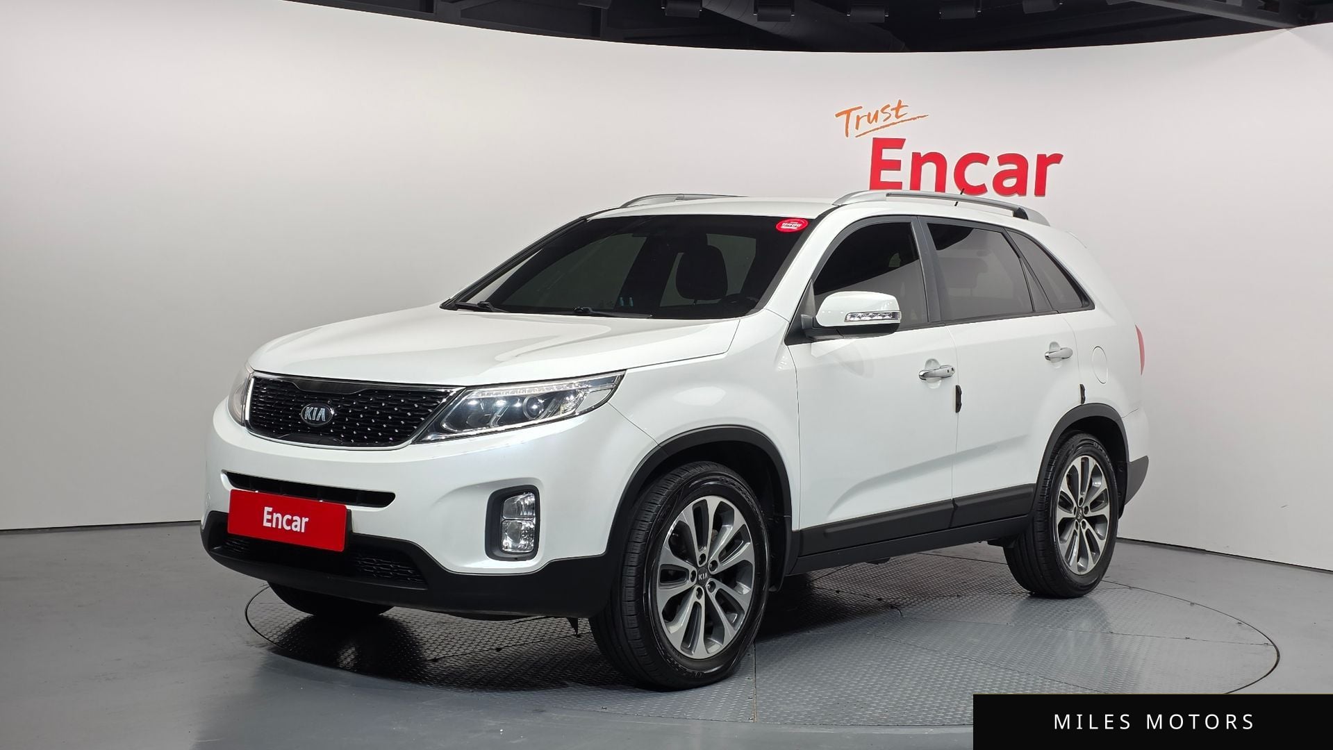 Kia Sorento 2013 — фото 1 из 12