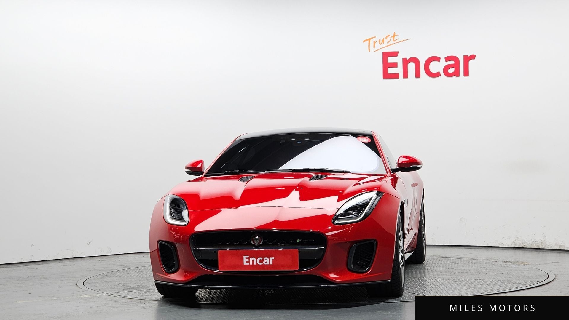 Jaguar F-TYPE 2019 — миниатюра 3