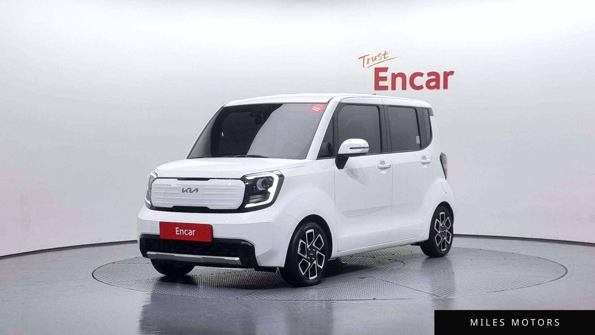 Kia RAY 2023 — фото 1 из 12