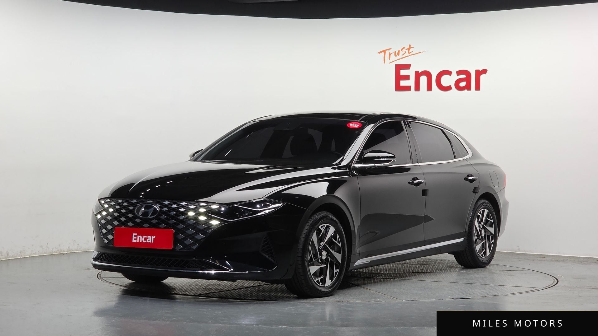 Hyundai Grandeur 2020 — фото 1 из 12