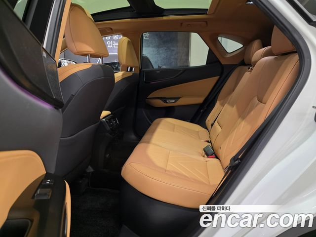 Лексус NX350h 2024 — миниатюра 15
