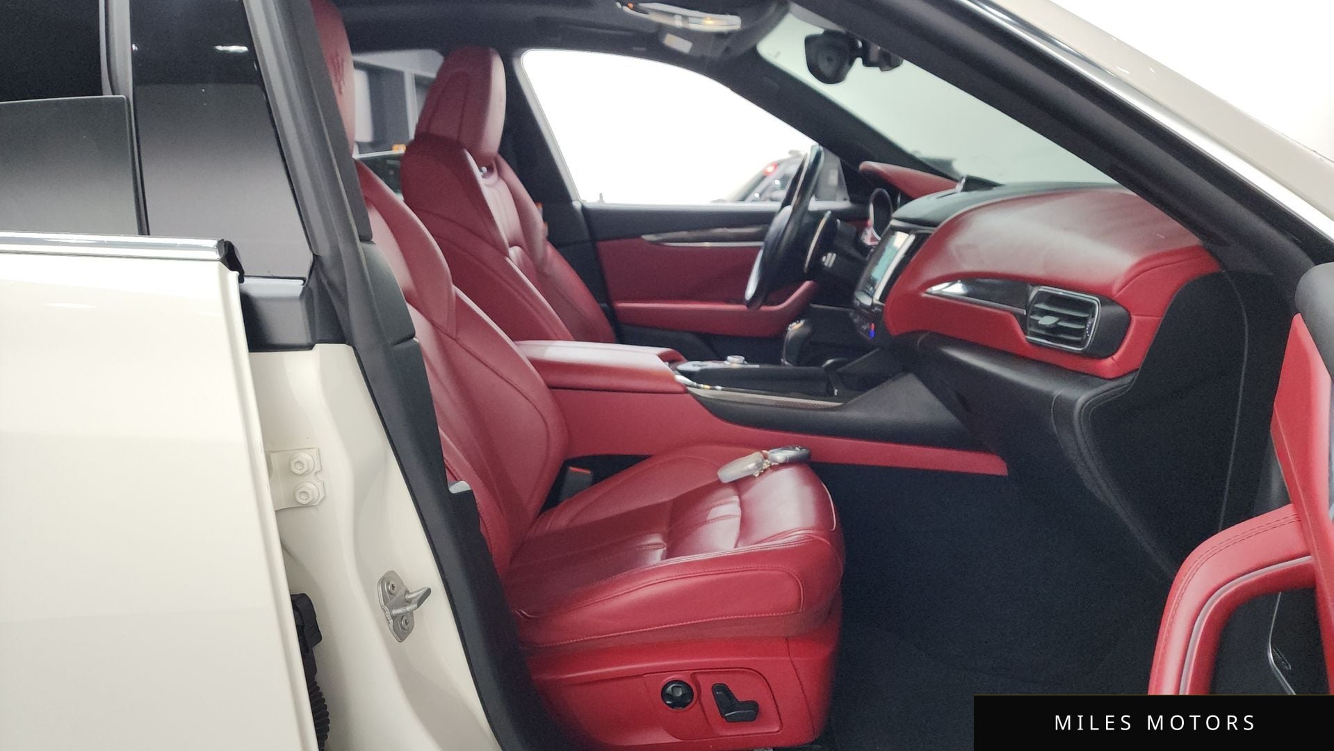 Maserati Levante 2018 — миниатюра 11