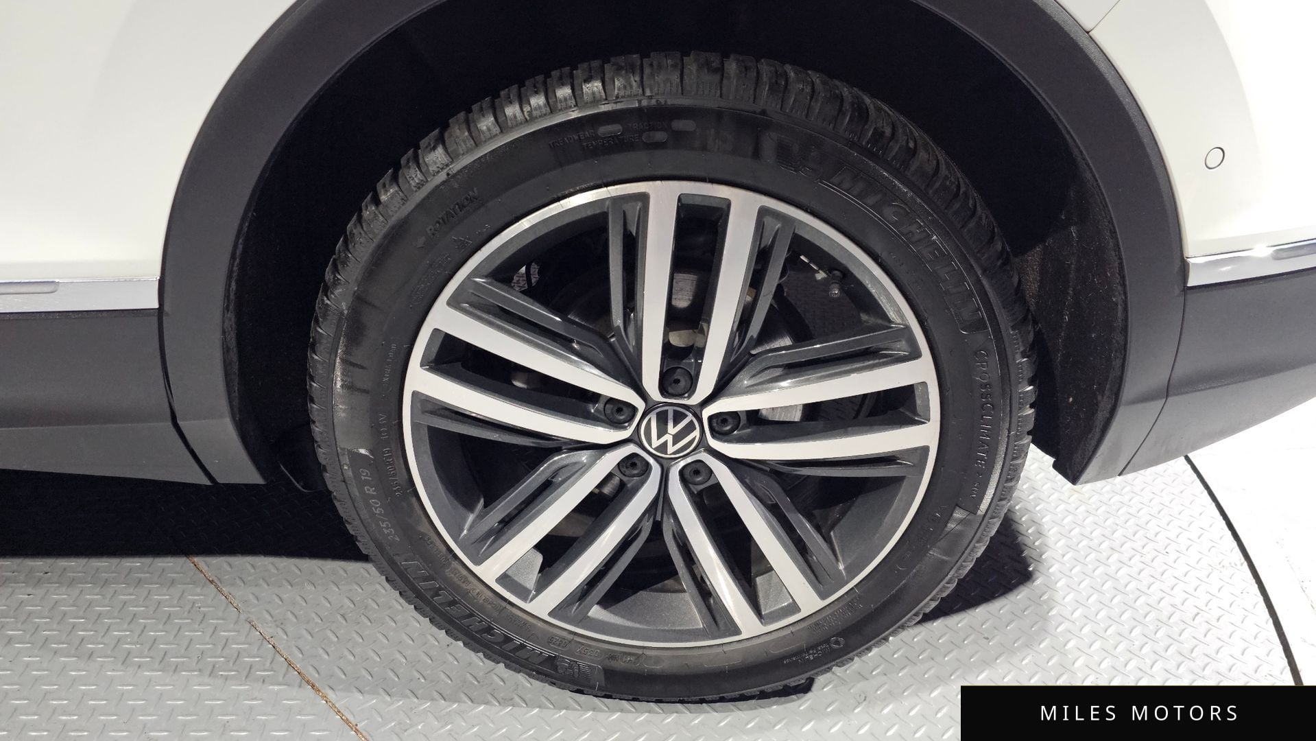 Volkswagen 티구안 2021 — миниатюра 5