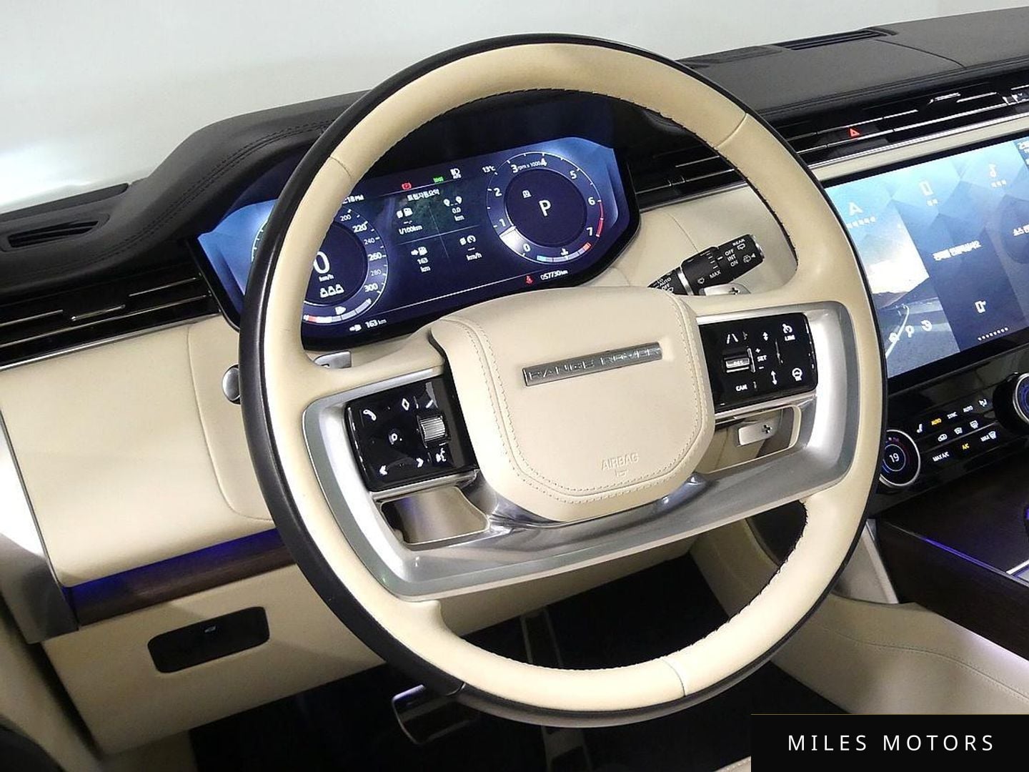 Land Rover Range Rover 2023 — миниатюра 11