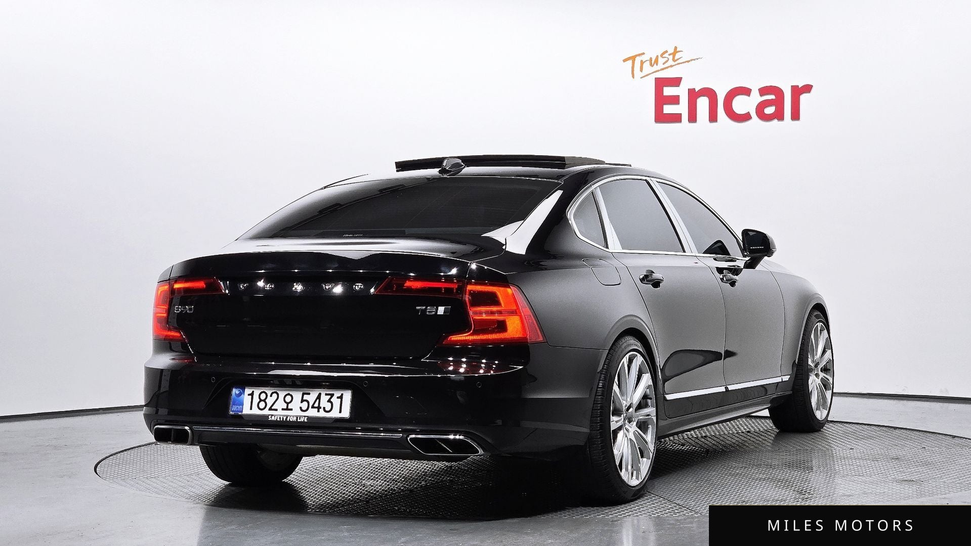 Volvo S90 2020 — миниатюра 2