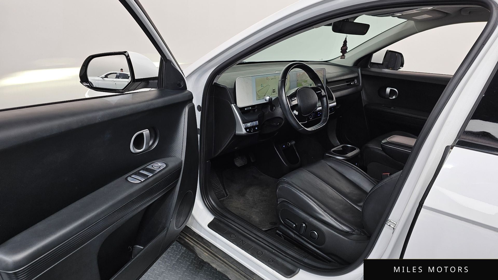 Hyundai Ioniq5 2022 — миниатюра 9