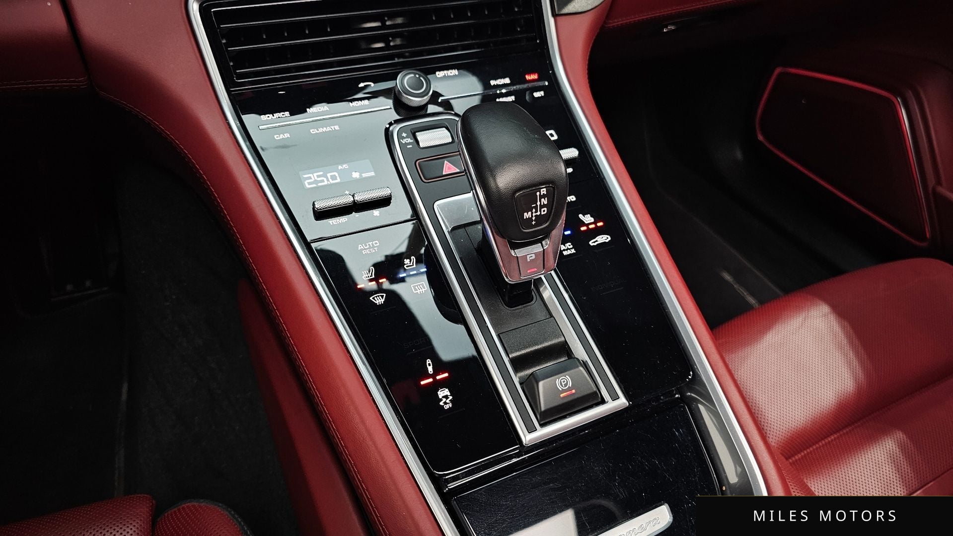 Porsche 파나메라 (971) 2019 — миниатюра 9
