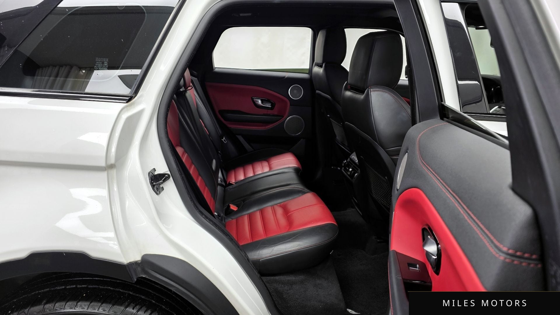 Land Rover Range Rover Evoque 2016 — миниатюра 12
