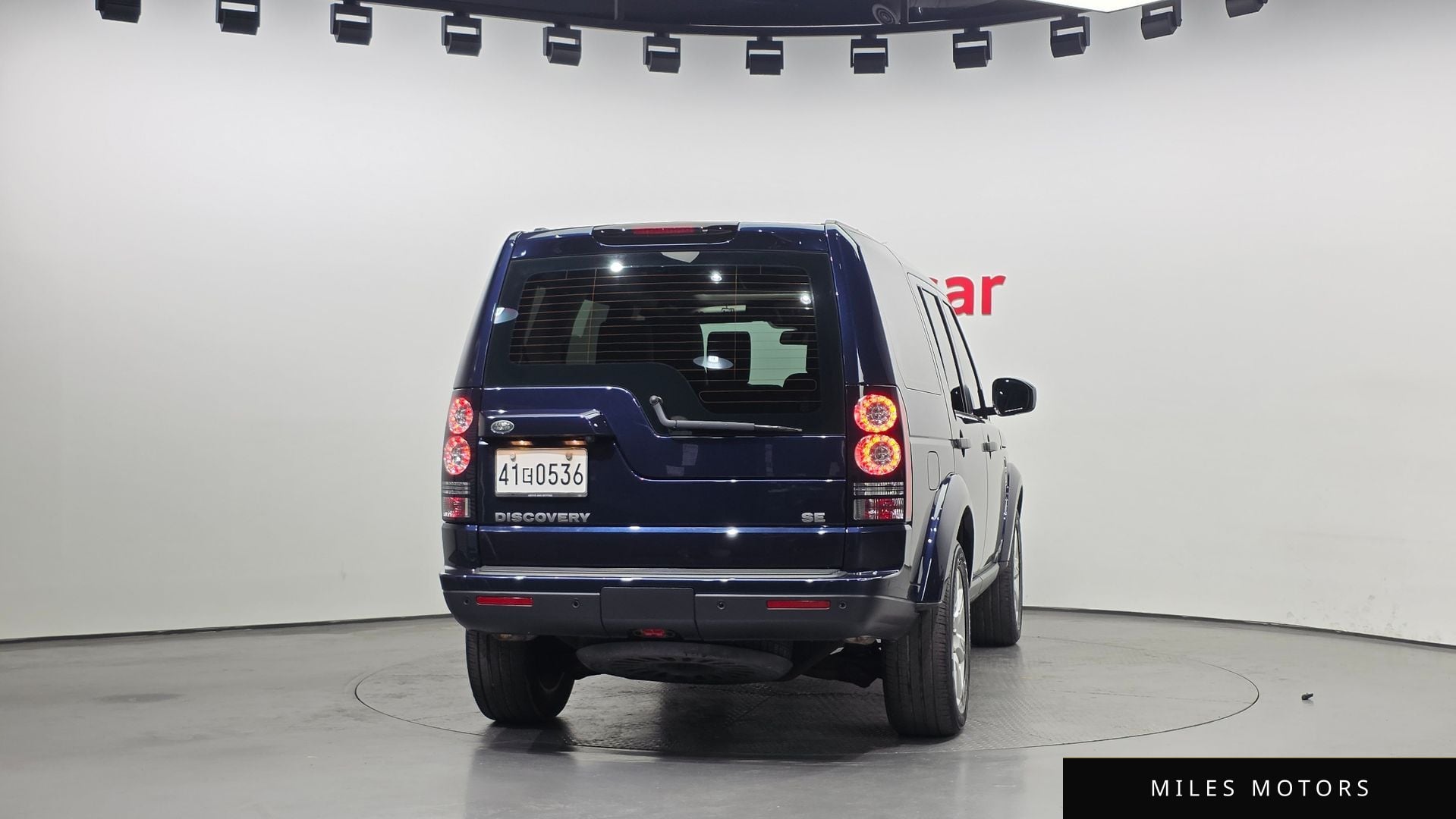 Land Rover Discovery 2016 — миниатюра 4