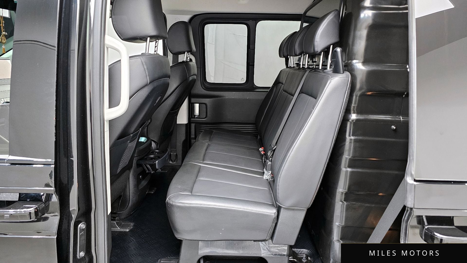 Hyundai Staria 2023 — миниатюра 12