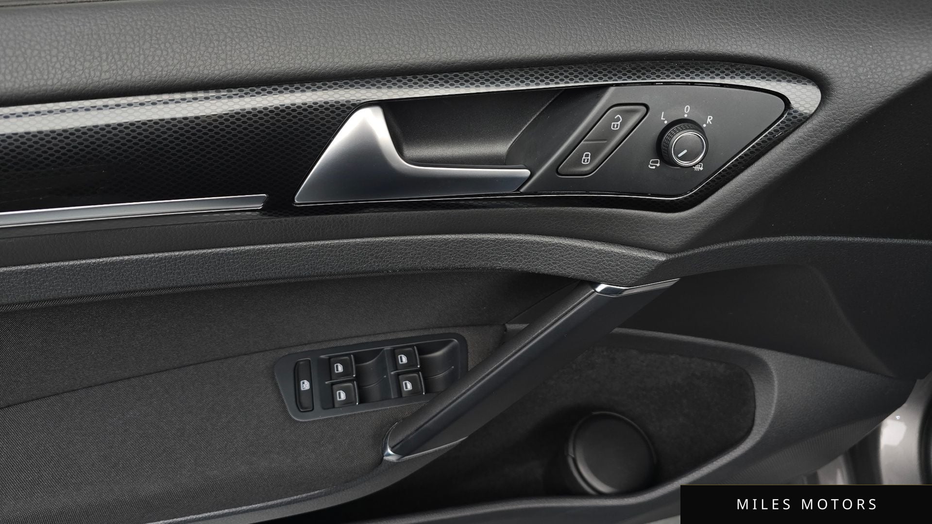 Volkswagen 골프 2014 — миниатюра 17