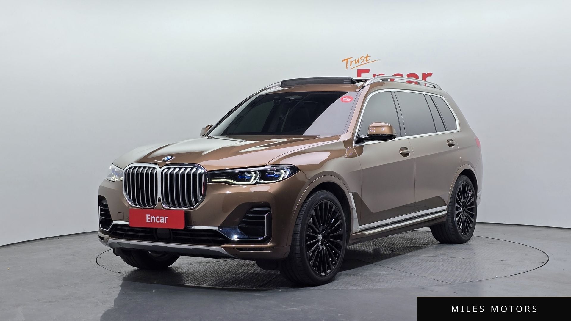 BMW X7 (G07) 2020 — фото 1 из 12