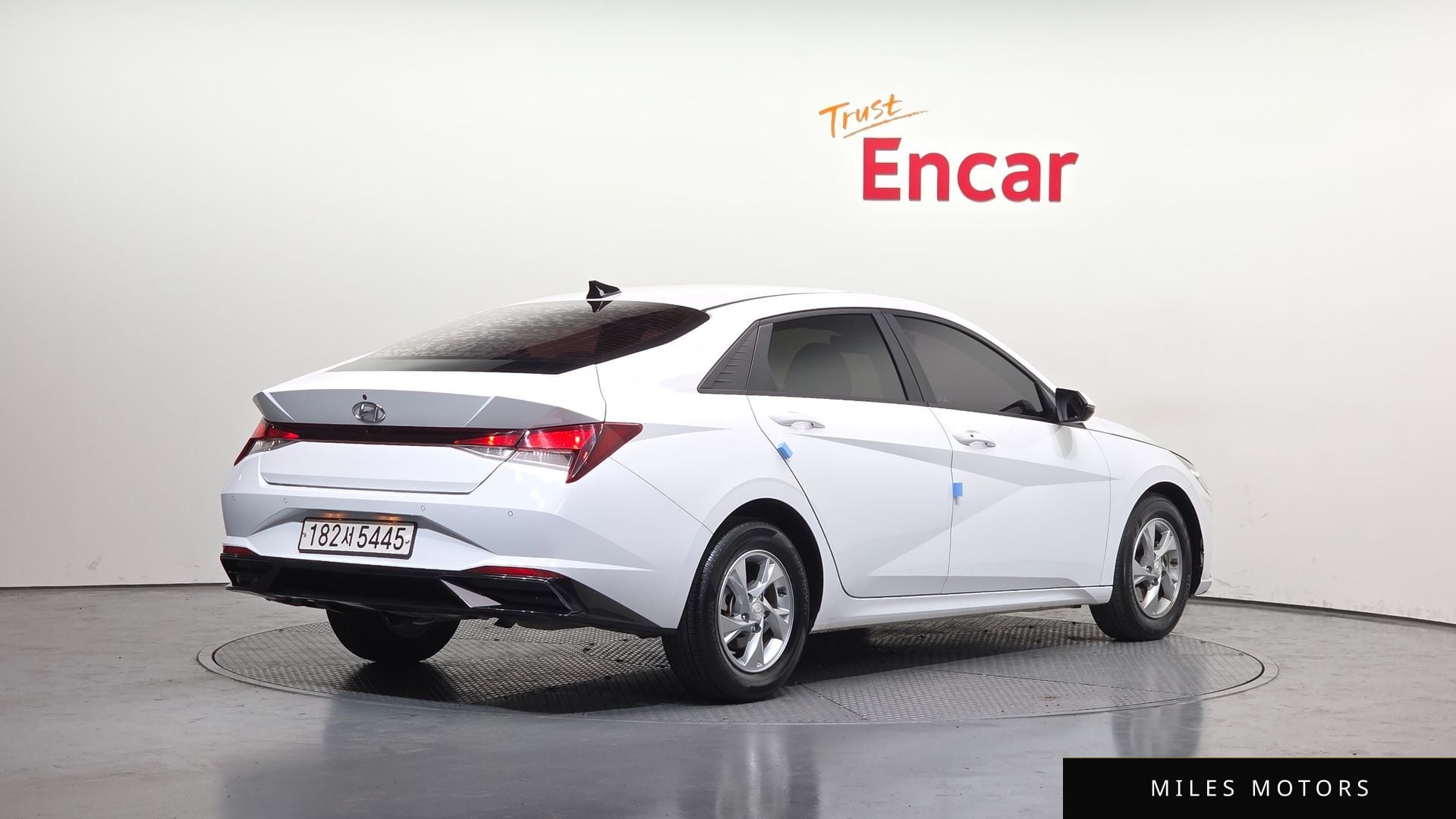 Hyundai AVANTE 2021 — миниатюра 2