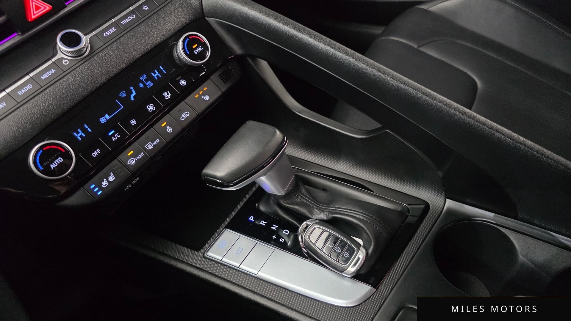 Hyundai AVANTE 2021 — миниатюра 9