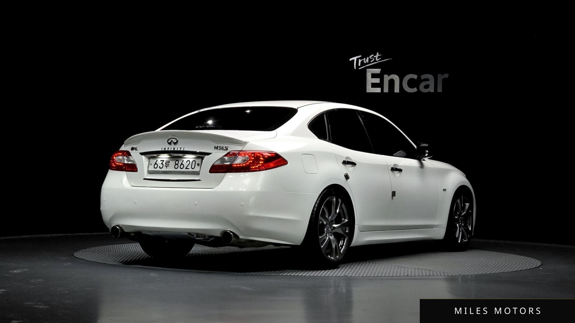 Infiniti M56 2011 — миниатюра 2