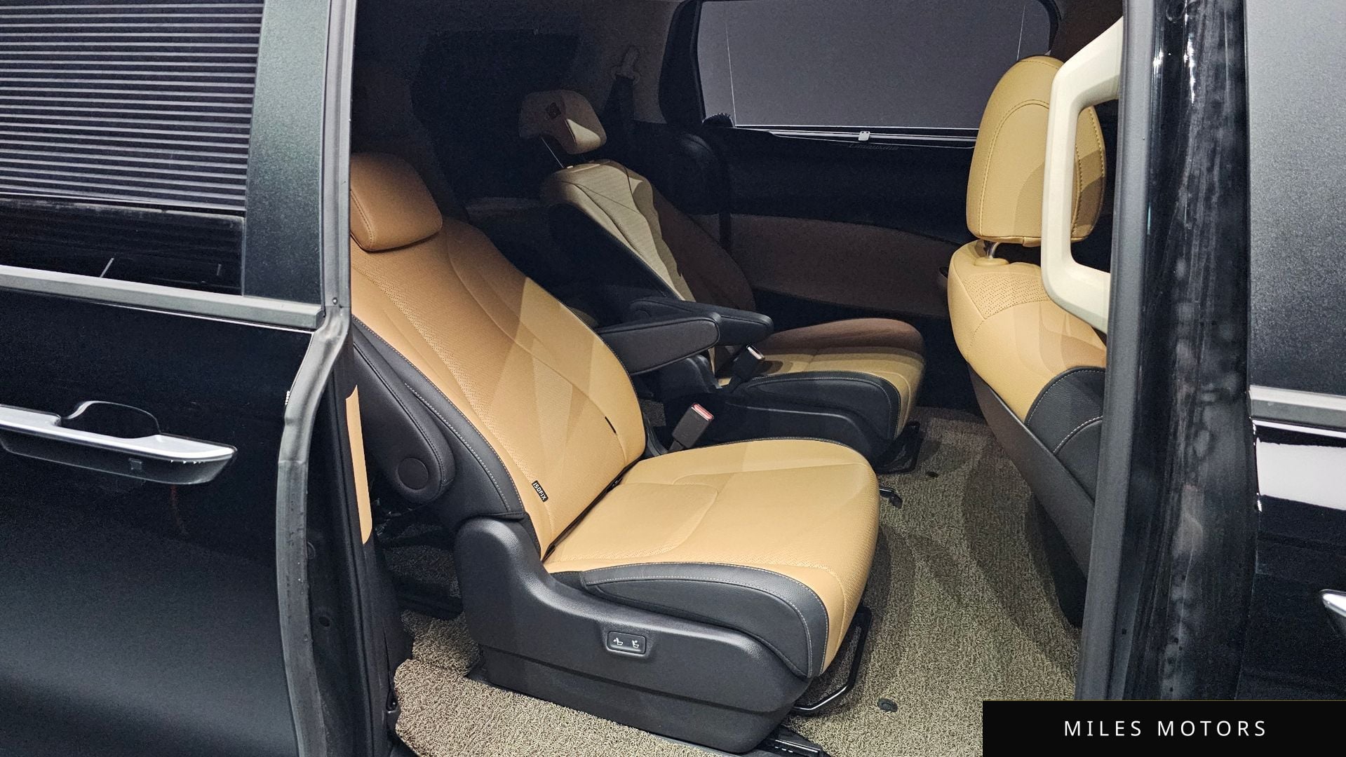Kia 카니발 2023 — миниатюра 11