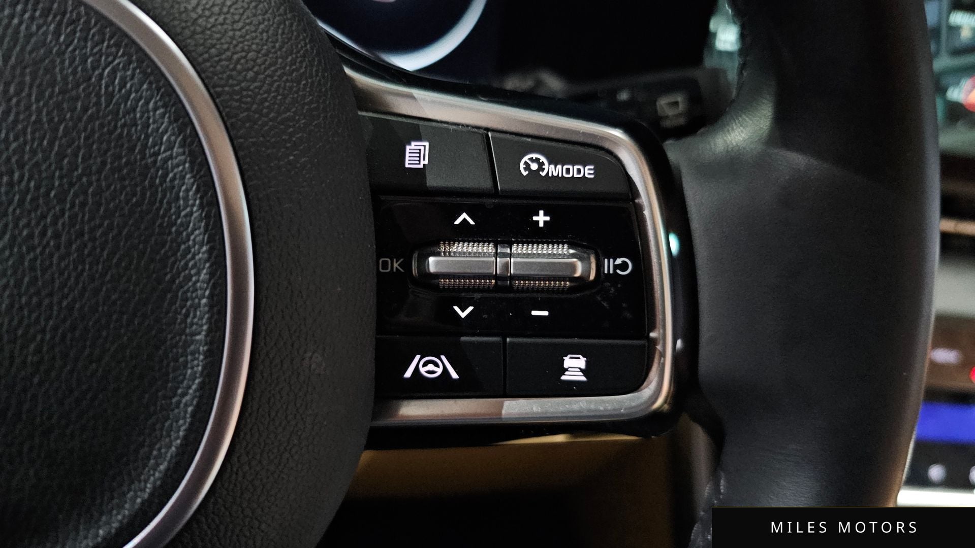 Kia 카니발 2023 — миниатюра 16