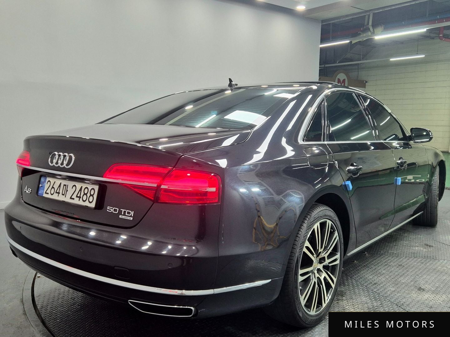 Audi A8 2015 — миниатюра 2