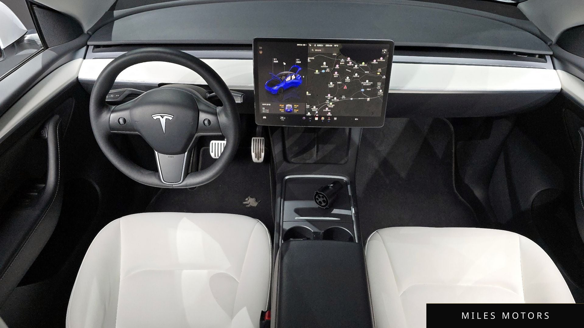 Tesla Model Y 2023 — миниатюра 7