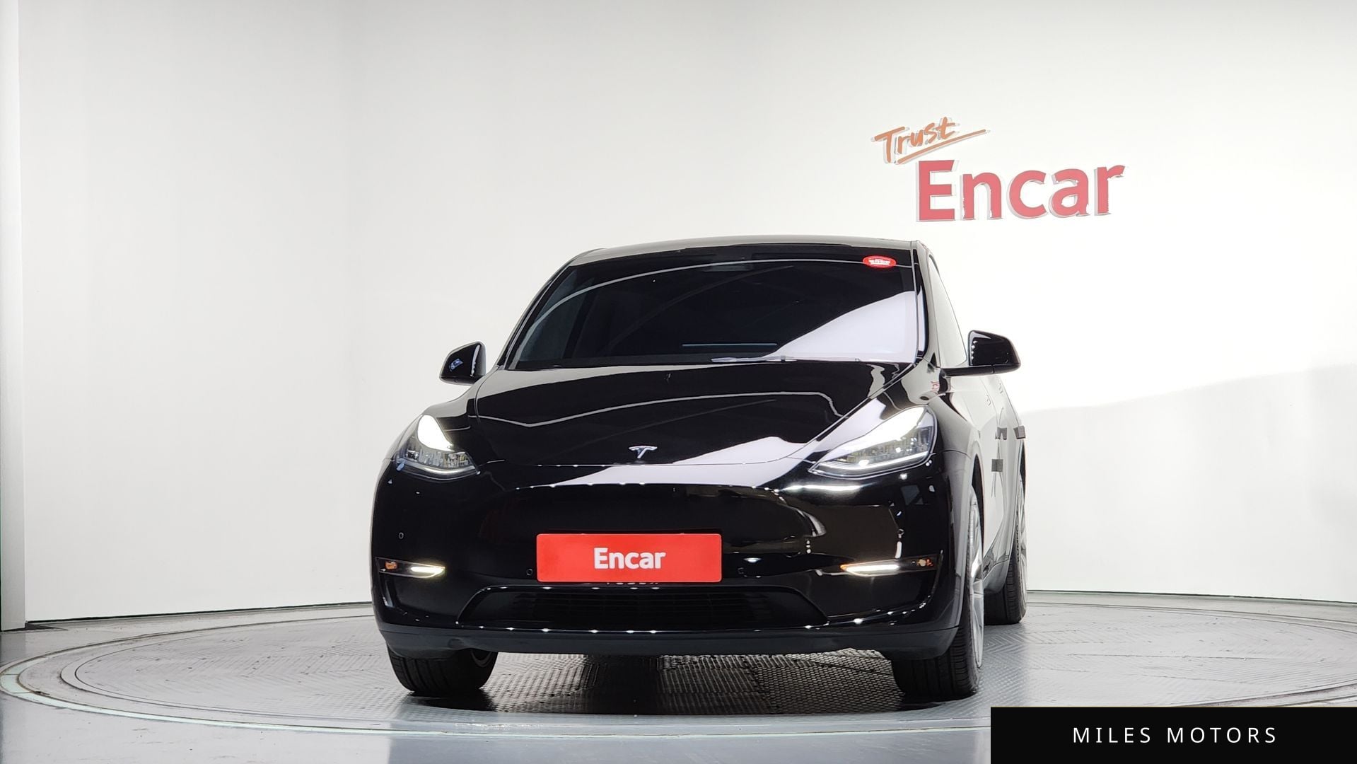 Tesla Model Y 2022 — миниатюра 3