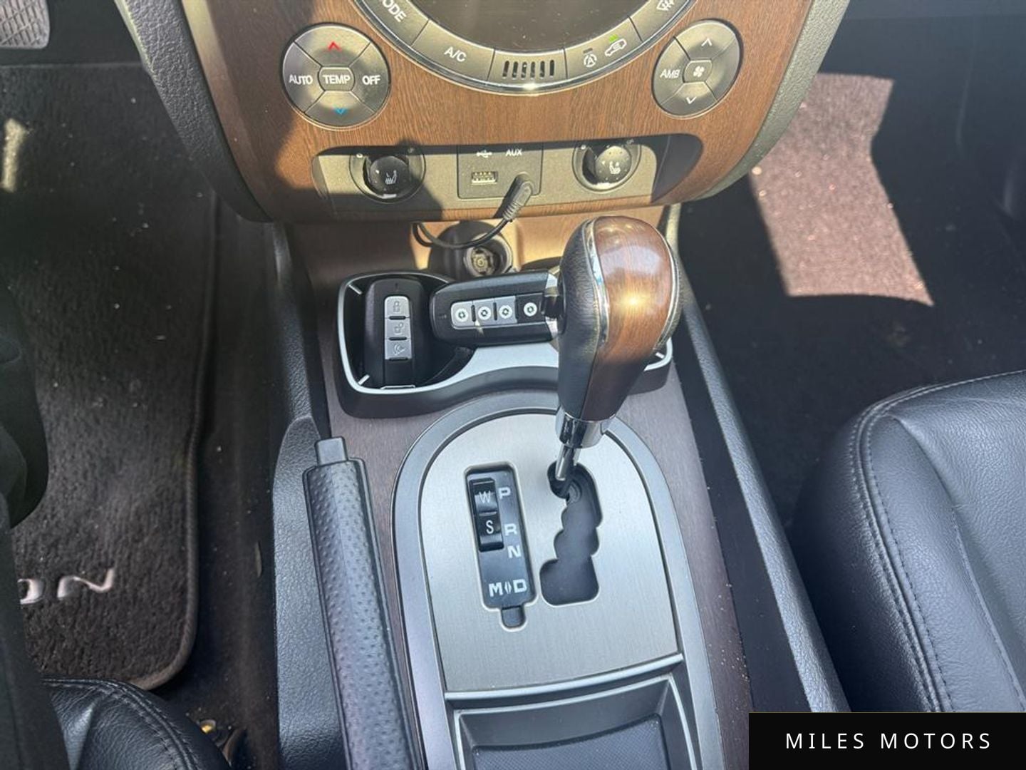 KG Mobility 렉스턴 W 2014 — миниатюра 16