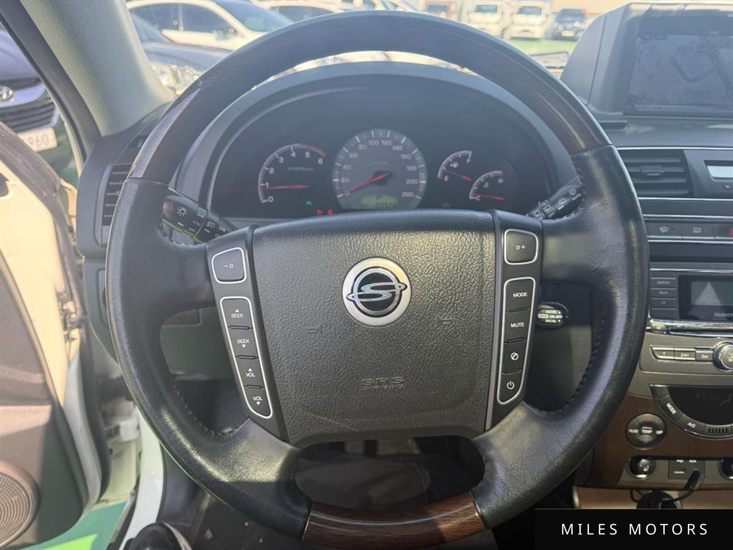 KG Mobility 렉스턴 W 2014 — миниатюра 17