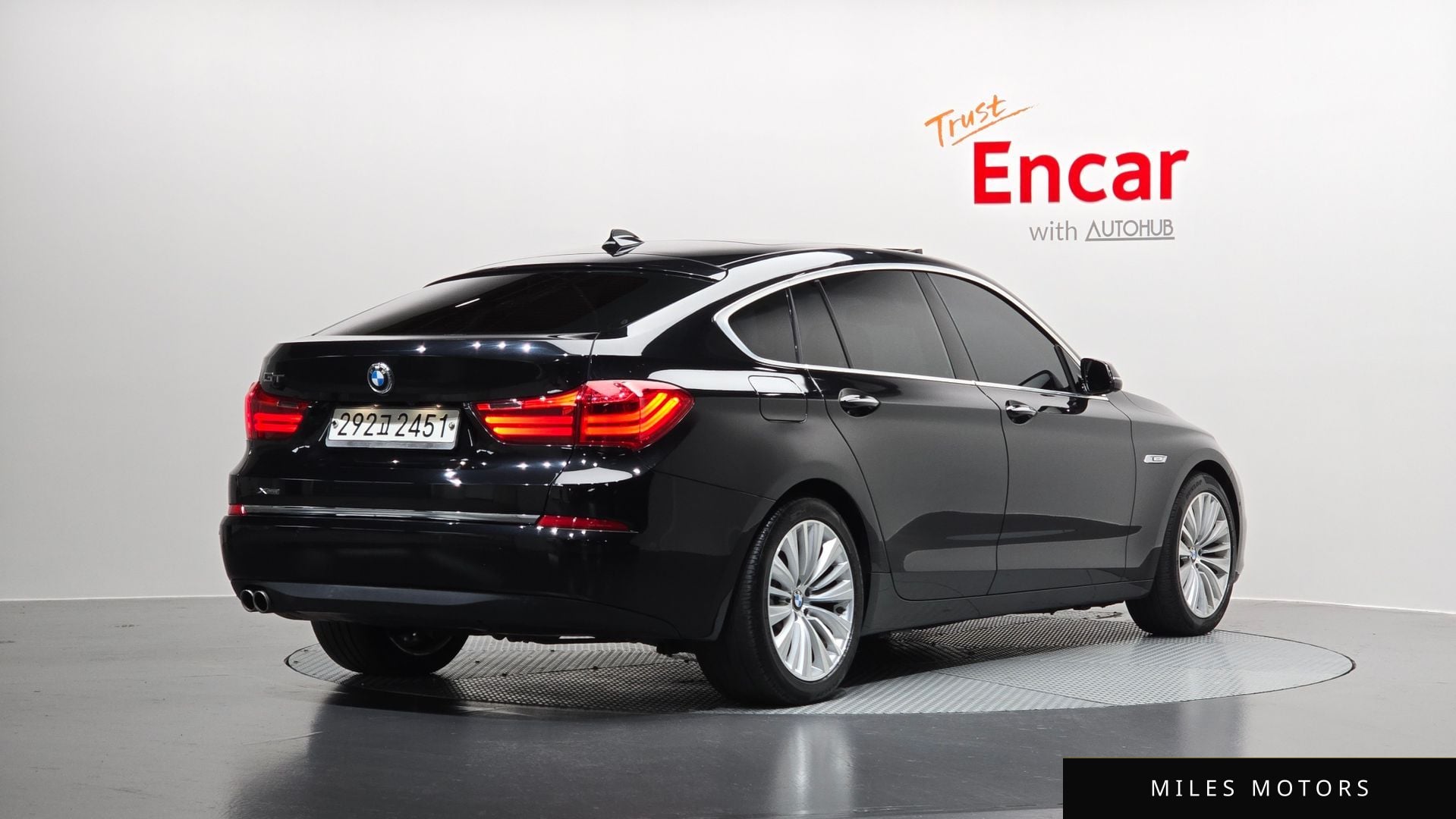 BMW 5 Series GT (F07) 2016 — миниатюра 2