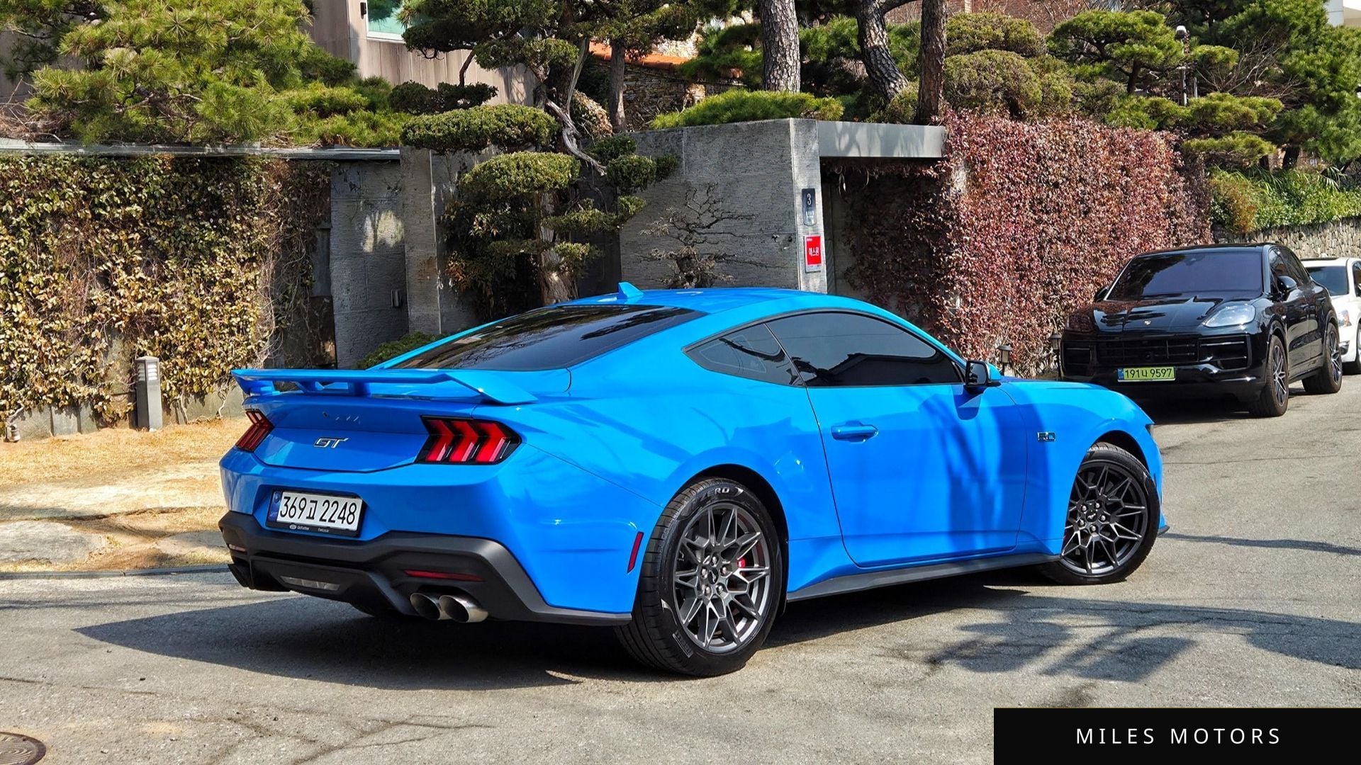 Ford Mustang 2025 — миниатюра 3