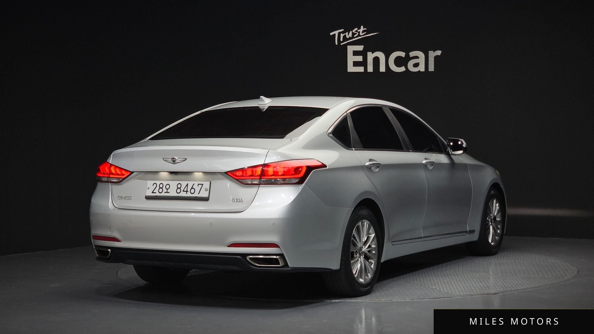 Hyundai Genesis 2014 — миниатюра 2