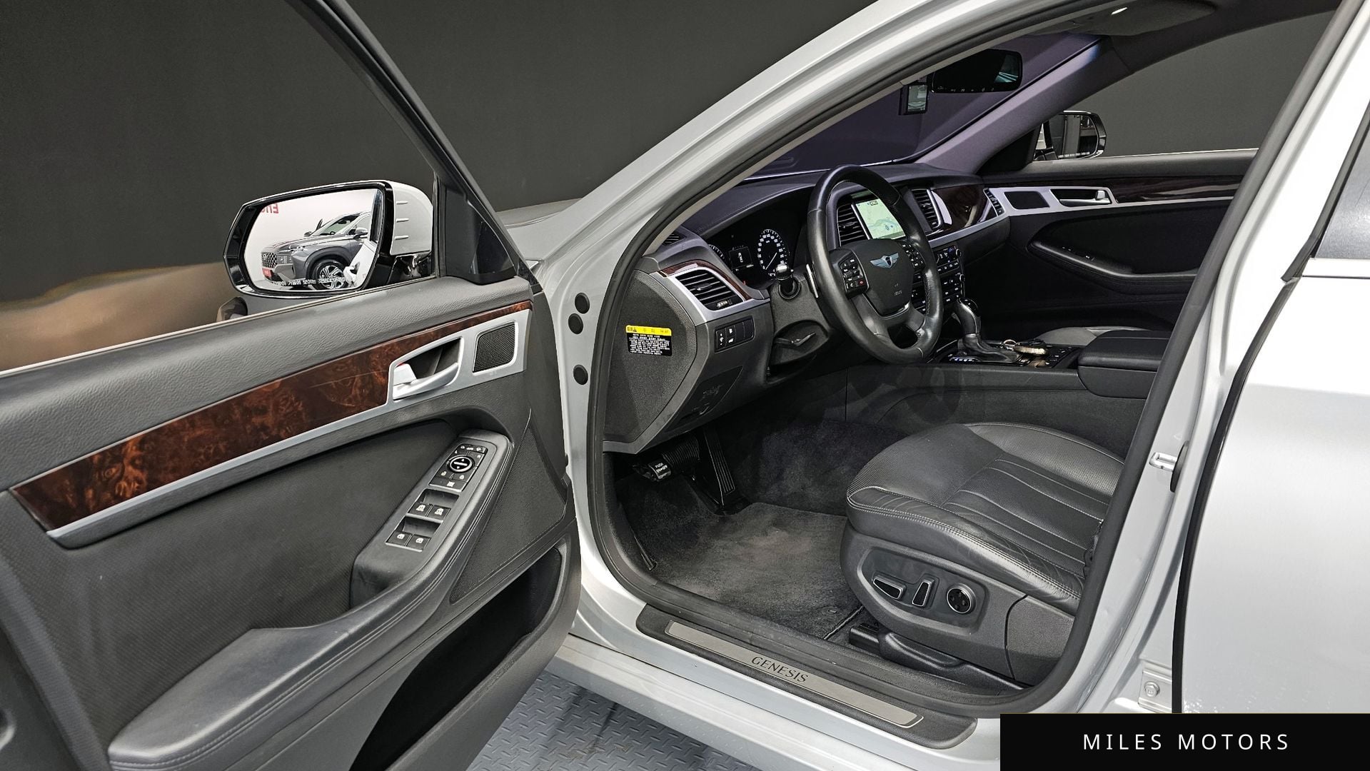 Hyundai Genesis 2014 — миниатюра 11