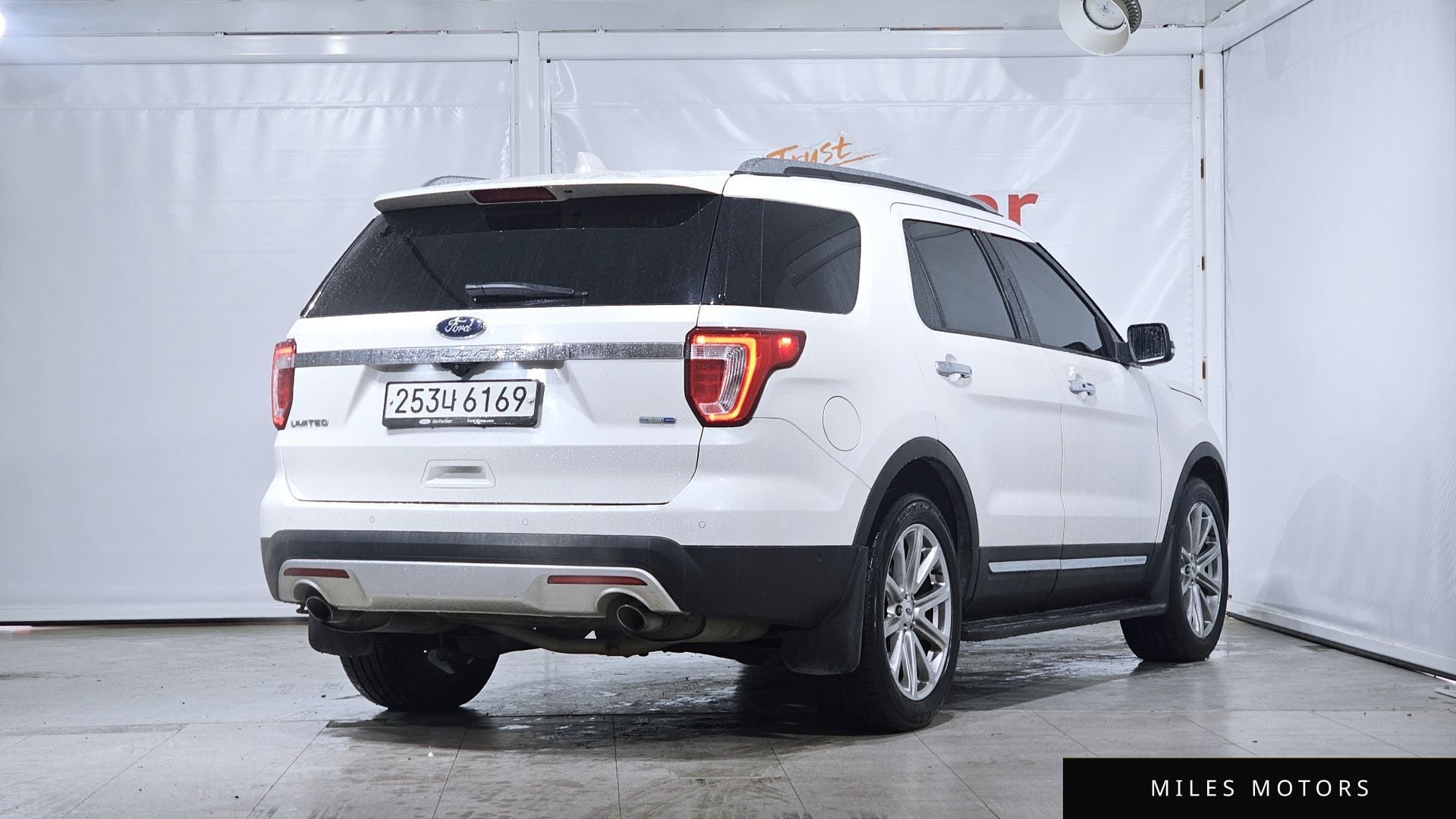 Ford Explorer 2016 — миниатюра 2