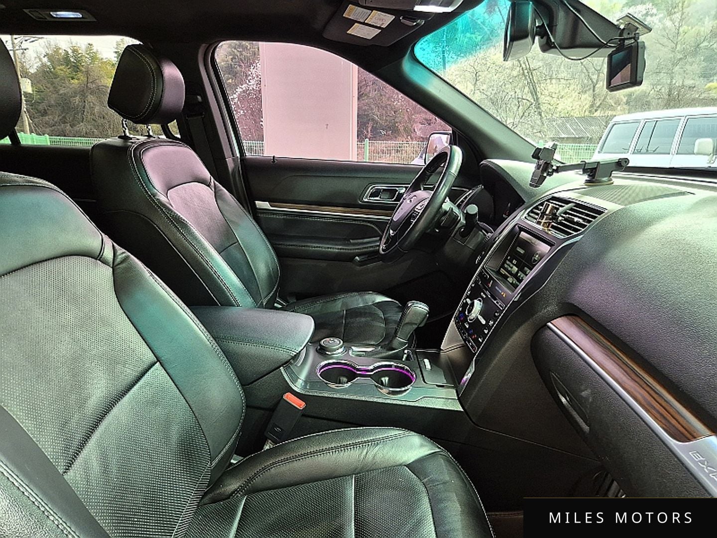 Ford Explorer 2016 — миниатюра 9