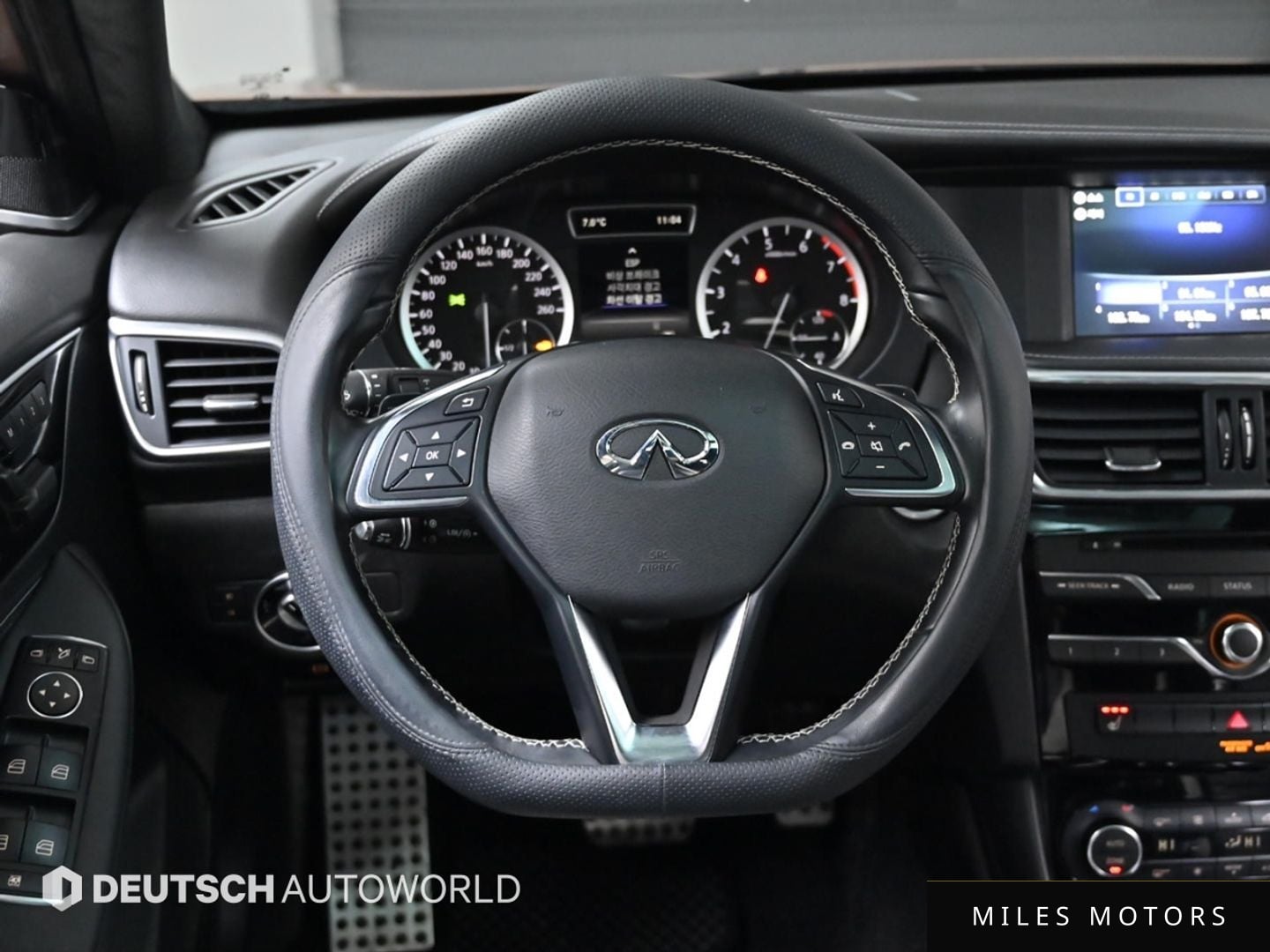 Infiniti Q30 2017 — миниатюра 13